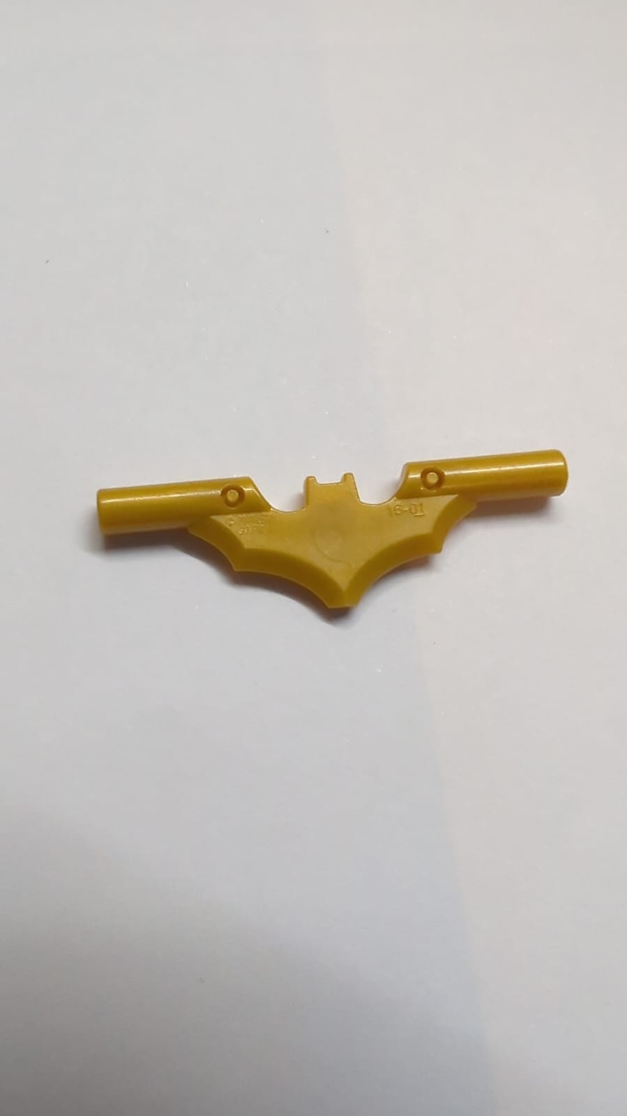 Waffe Batarang mit Stabenden pearlgold