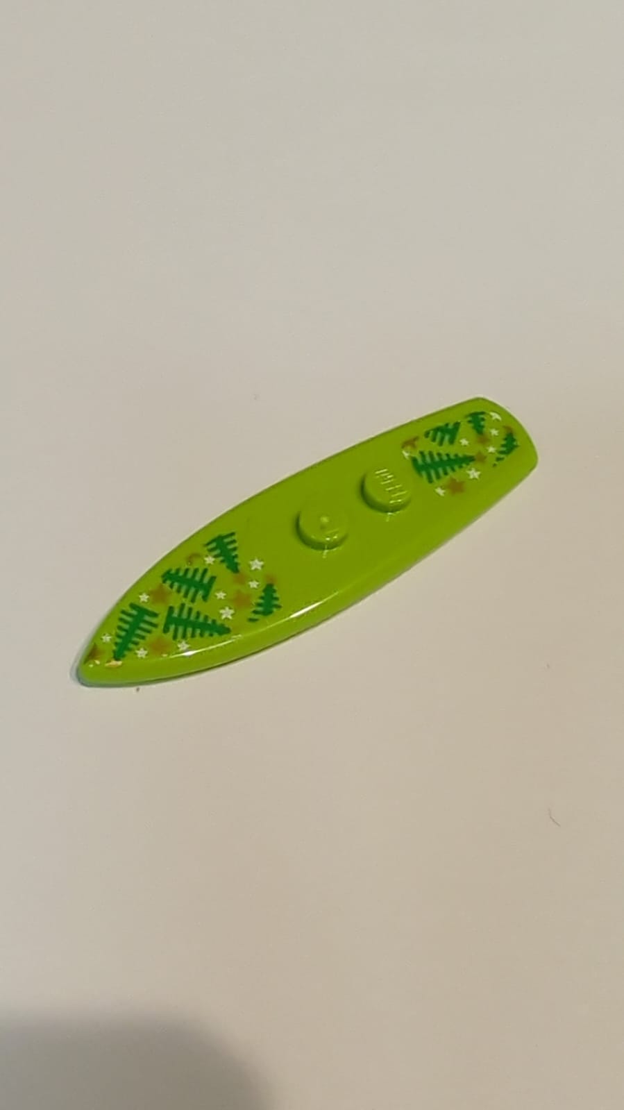 NEU Minifigur, Standard-Surfbrett mit Utensilien, grünen Kiefern und Muster aus goldenen und weißen Sternen (BAM) lindgrün