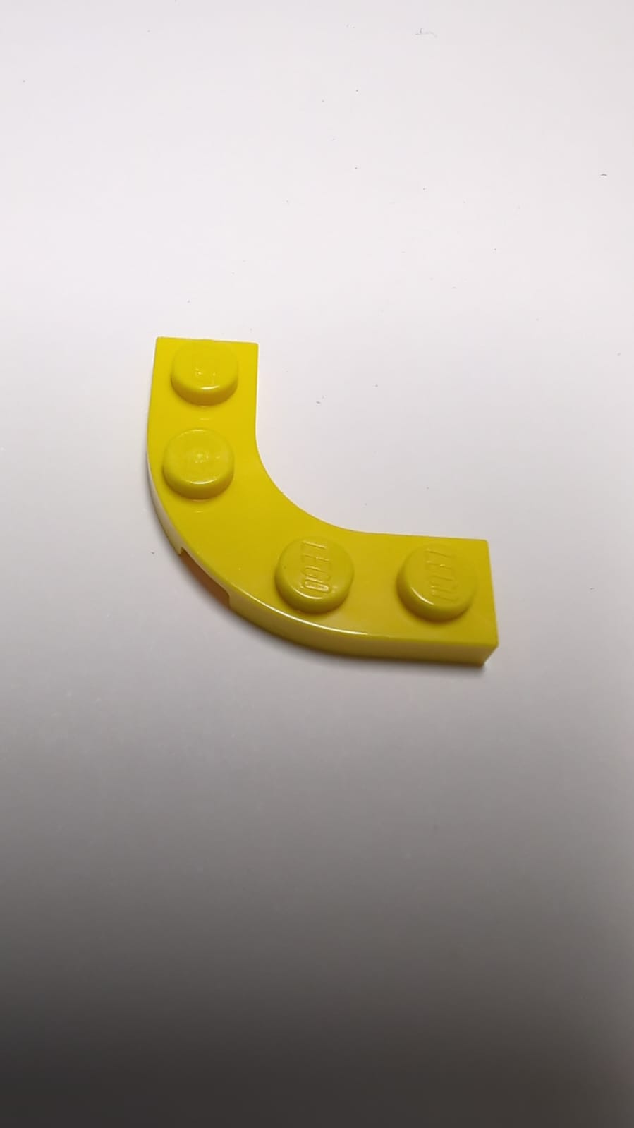 NEU Platte, rund Ecke 3 x 3 mit 2 x 2 Ausschnitt, gelb