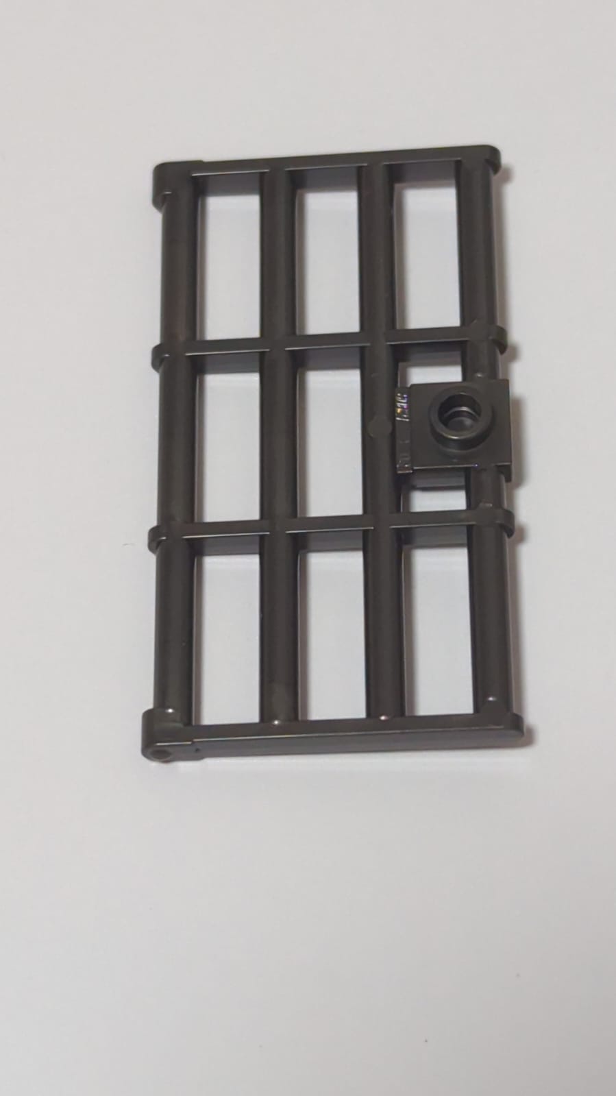 NEU Tür 1 x 4 x 6 mit Gitter und Noppengriff titan