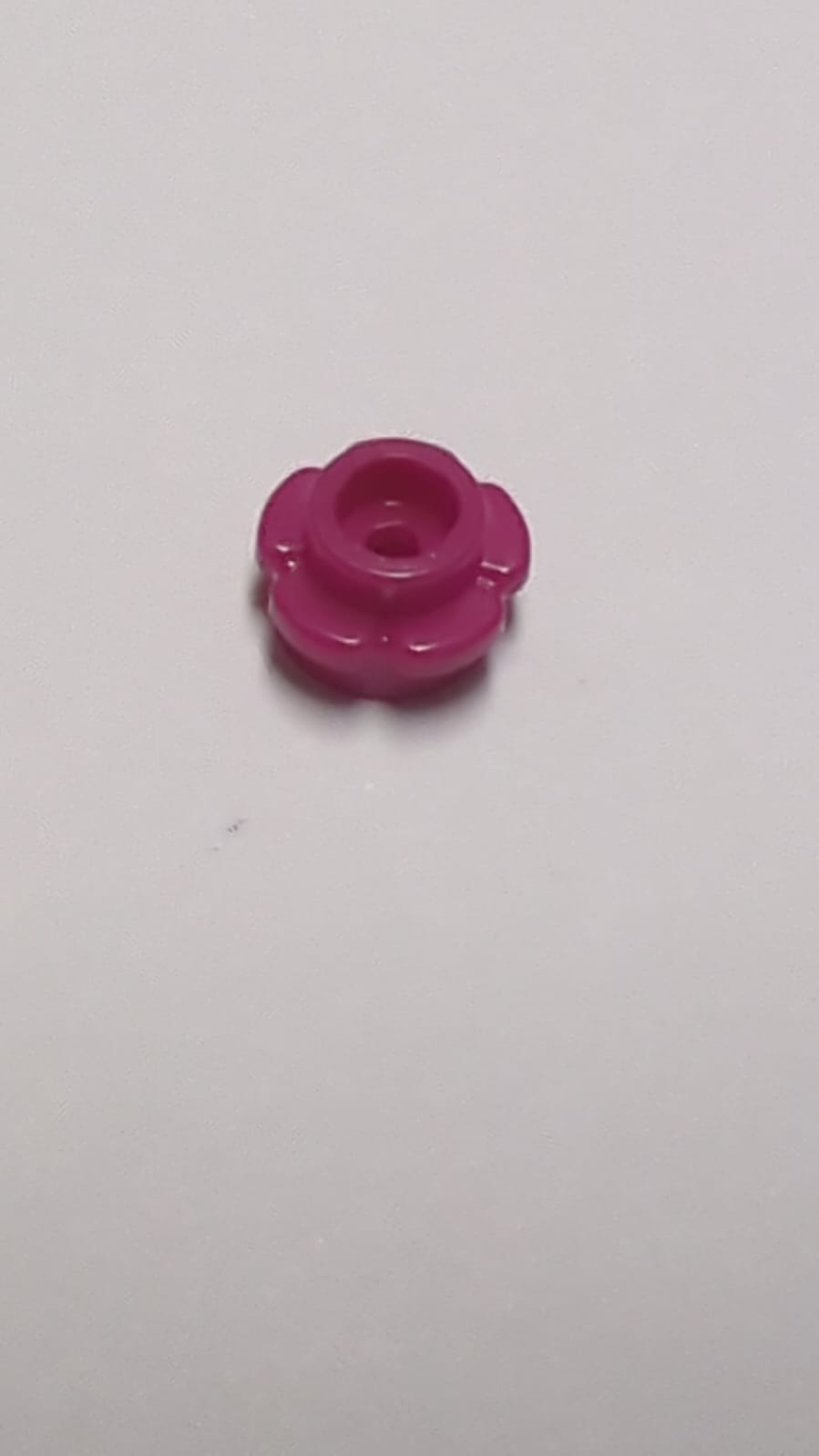 NEU Platte, rund 1 x 1 mit Blumenrand (5 Blütenblätter) magenta