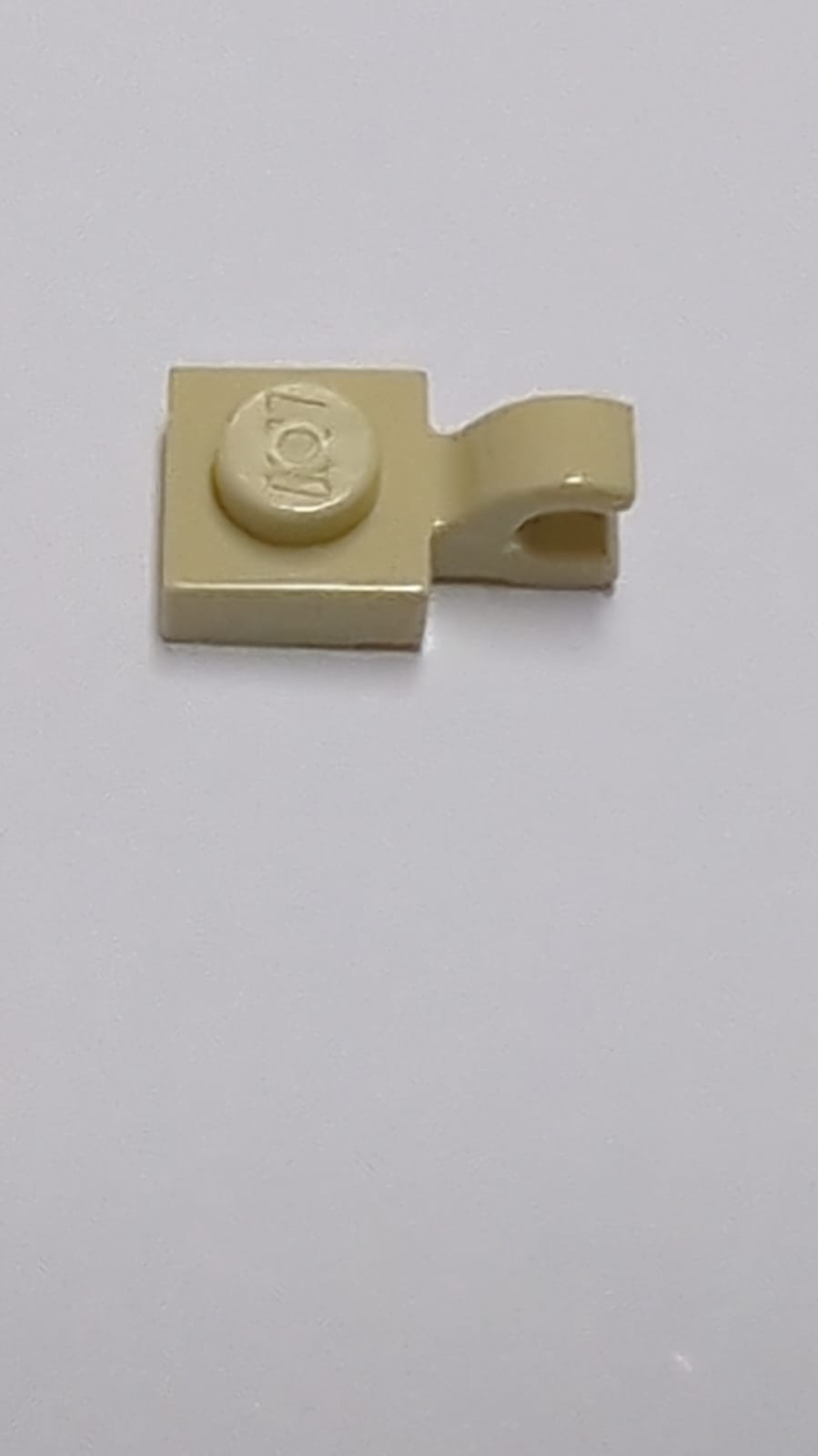NEU Plate, Modified 1 x 1 with Open O Clip (Horizontal Grip) beige tan