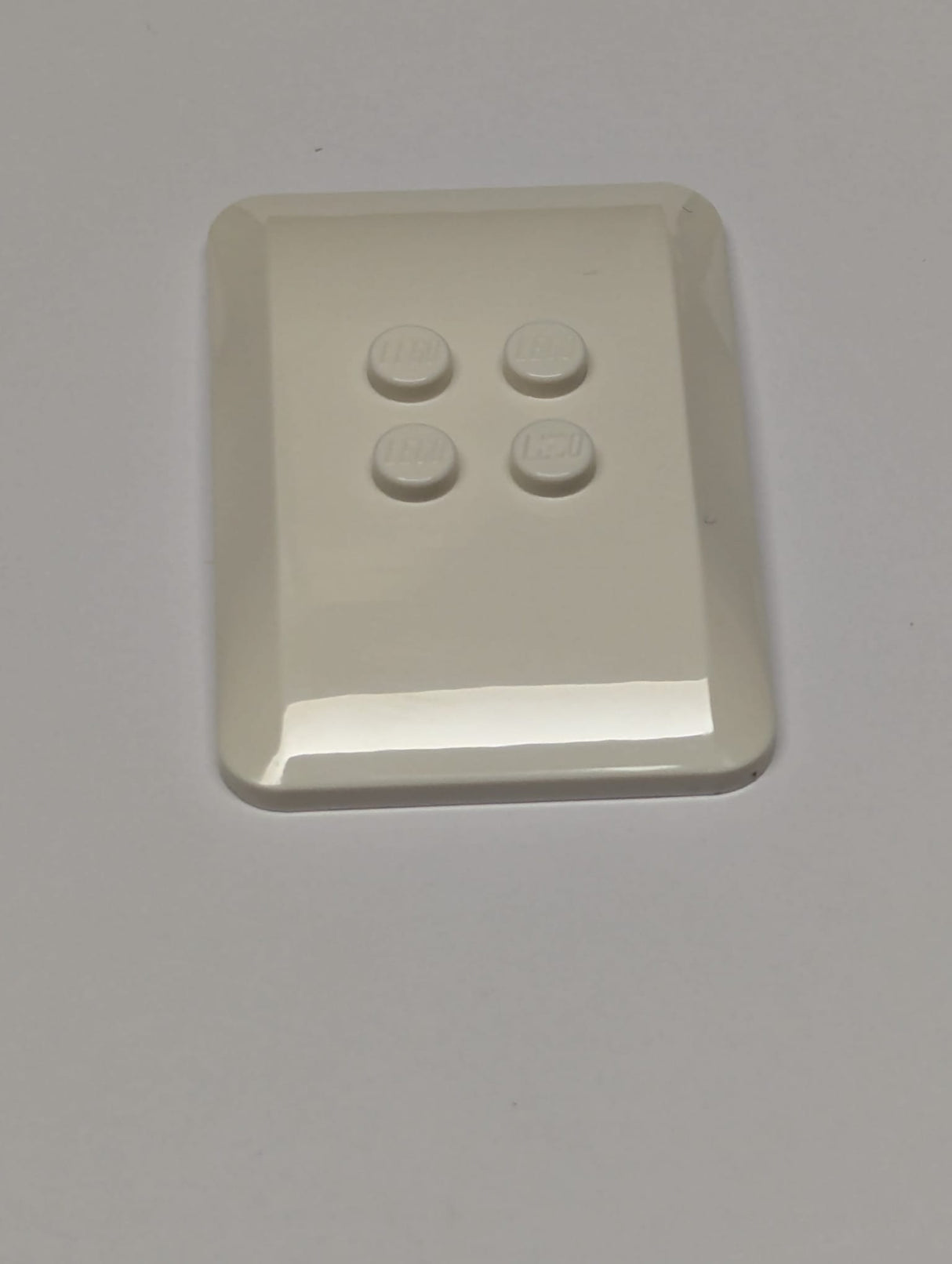 NEU Keil 6 x 4 x 2/3 Quad gekrümmt weiß