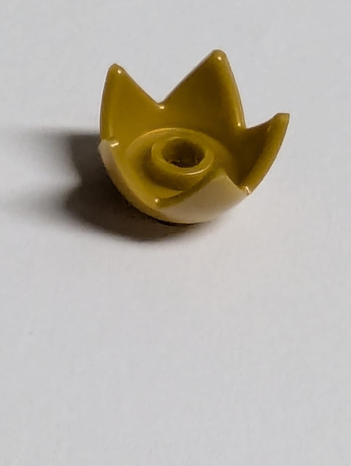 NEU Minifigur, Kopfverzierungen Krone Eierschale mit 5 Punkten und zentralen Noppen pearlgold