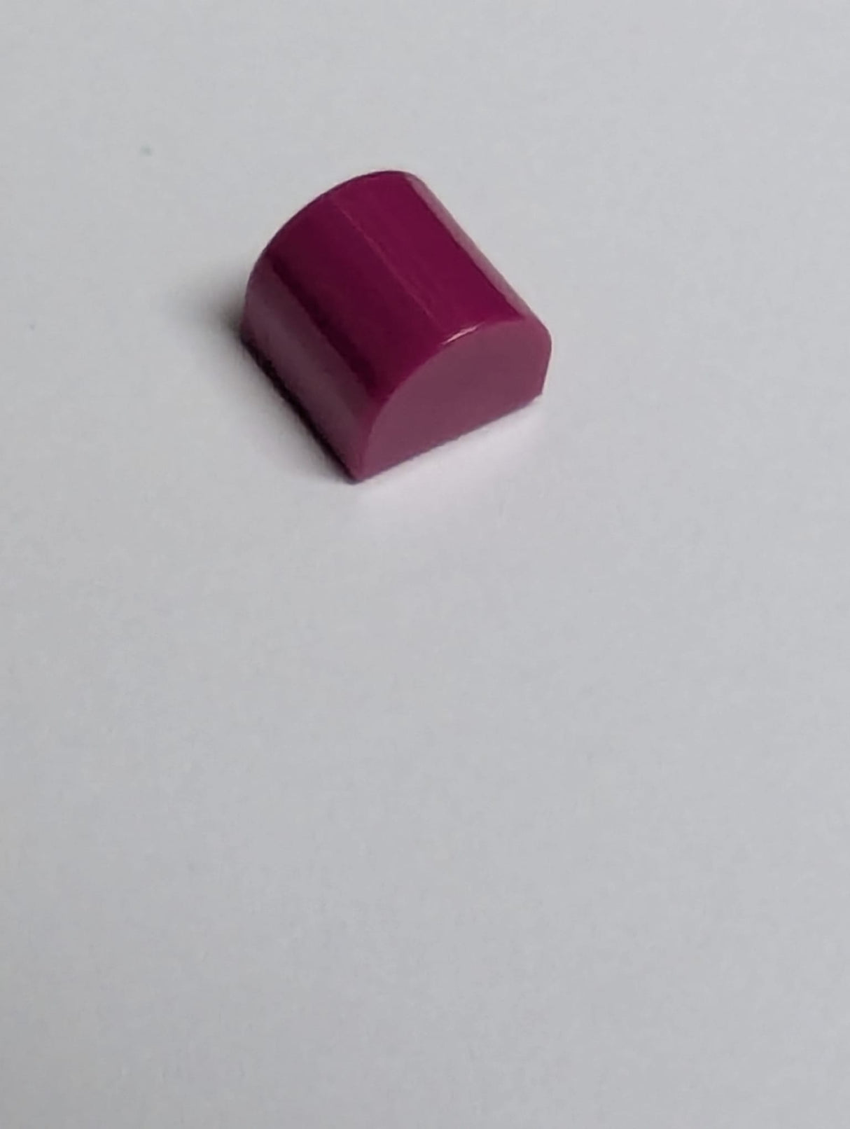 NEU 1 x 1 x 2/3 modifizierter Stein doppelt gebogen magenta