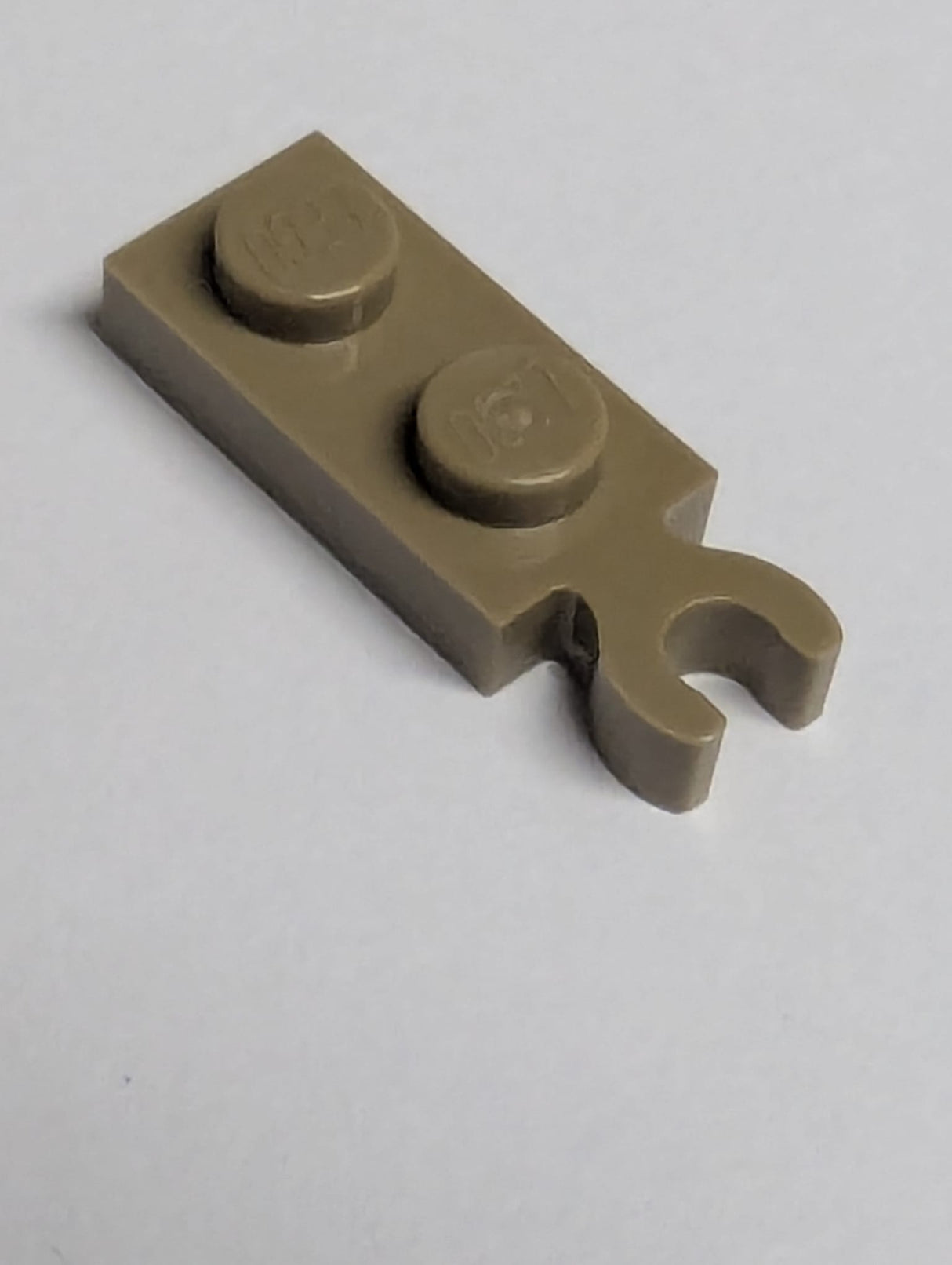 NEU Platte, modifiziert 1 x 2 mit Clip am Ende (vertikaler Griff) dunkelbeige