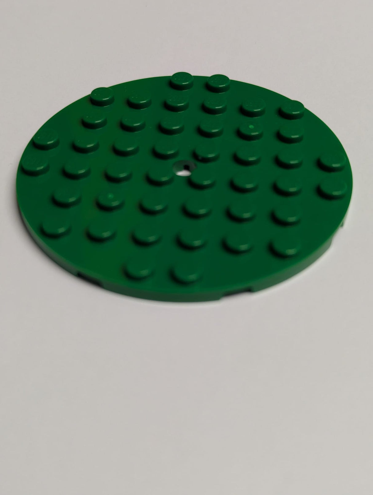 NEU Platte rund 8 x 8 mit Loch grün
