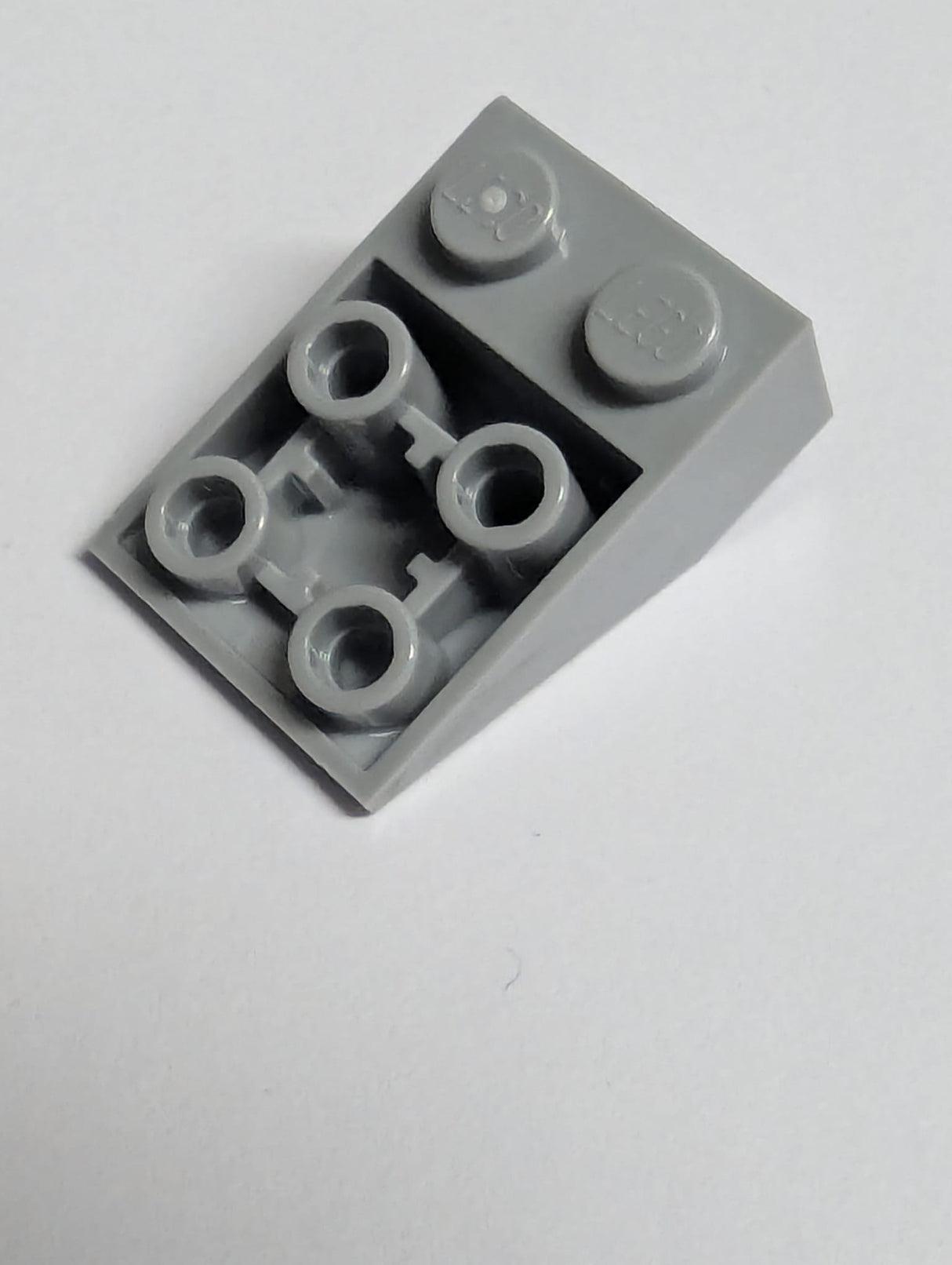 NEU Schrägstein, invert 33 3 x 2 mit Bottomtube neuhellgrau