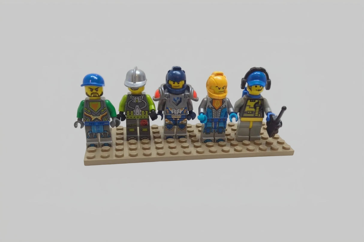Bunte Tüte mit diesen 5 Minifiguren aus dem Bereich City cty79