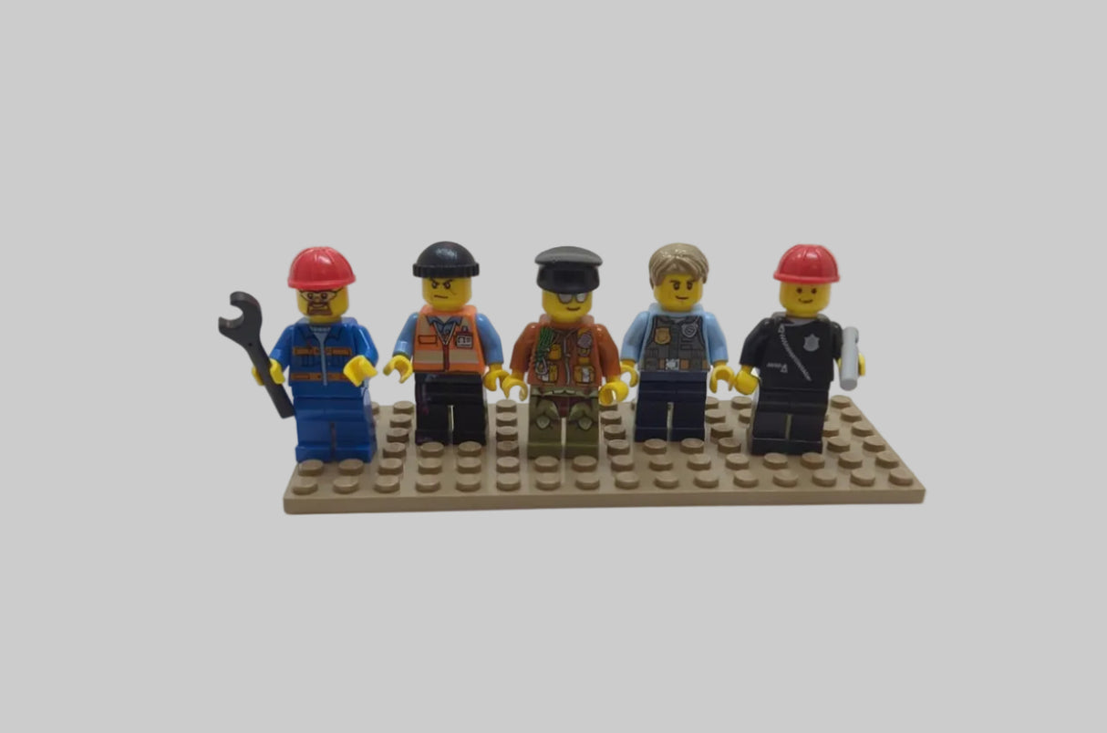 Bunte Tüte mit diesen 5 Minifiguren aus dem Bereich City cty83
