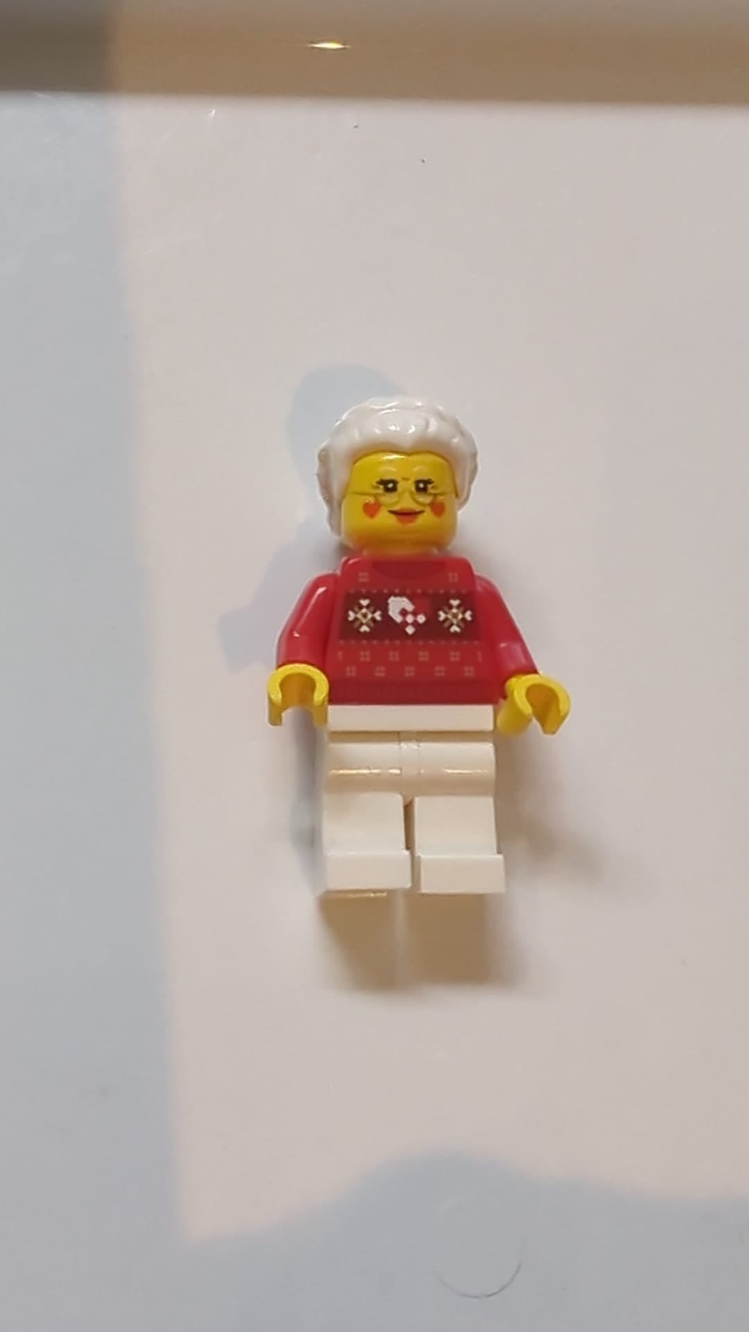 NEU Minifigur Frau Santa, mit Dutt