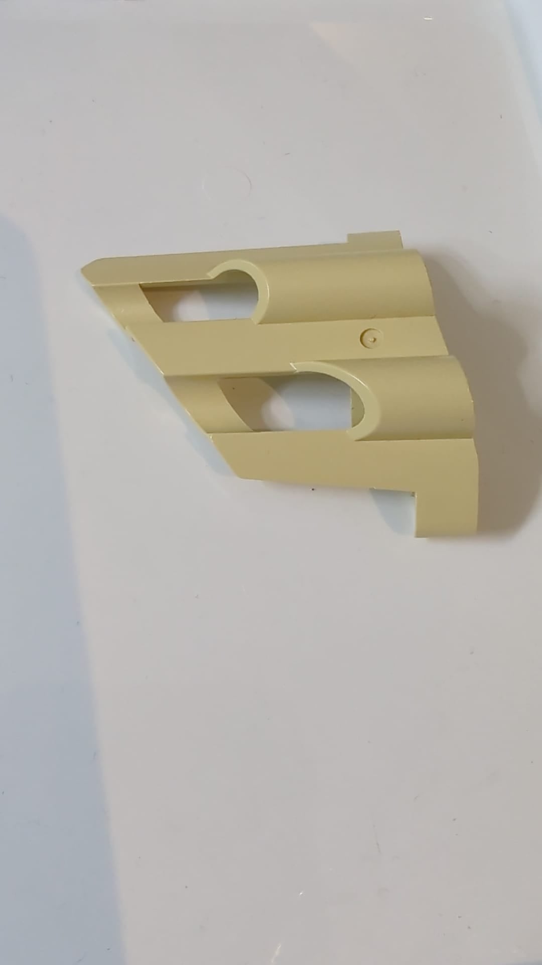 Technik, Verkleidung Nr. 2 Große kurze Löcher, Seite B beige tan