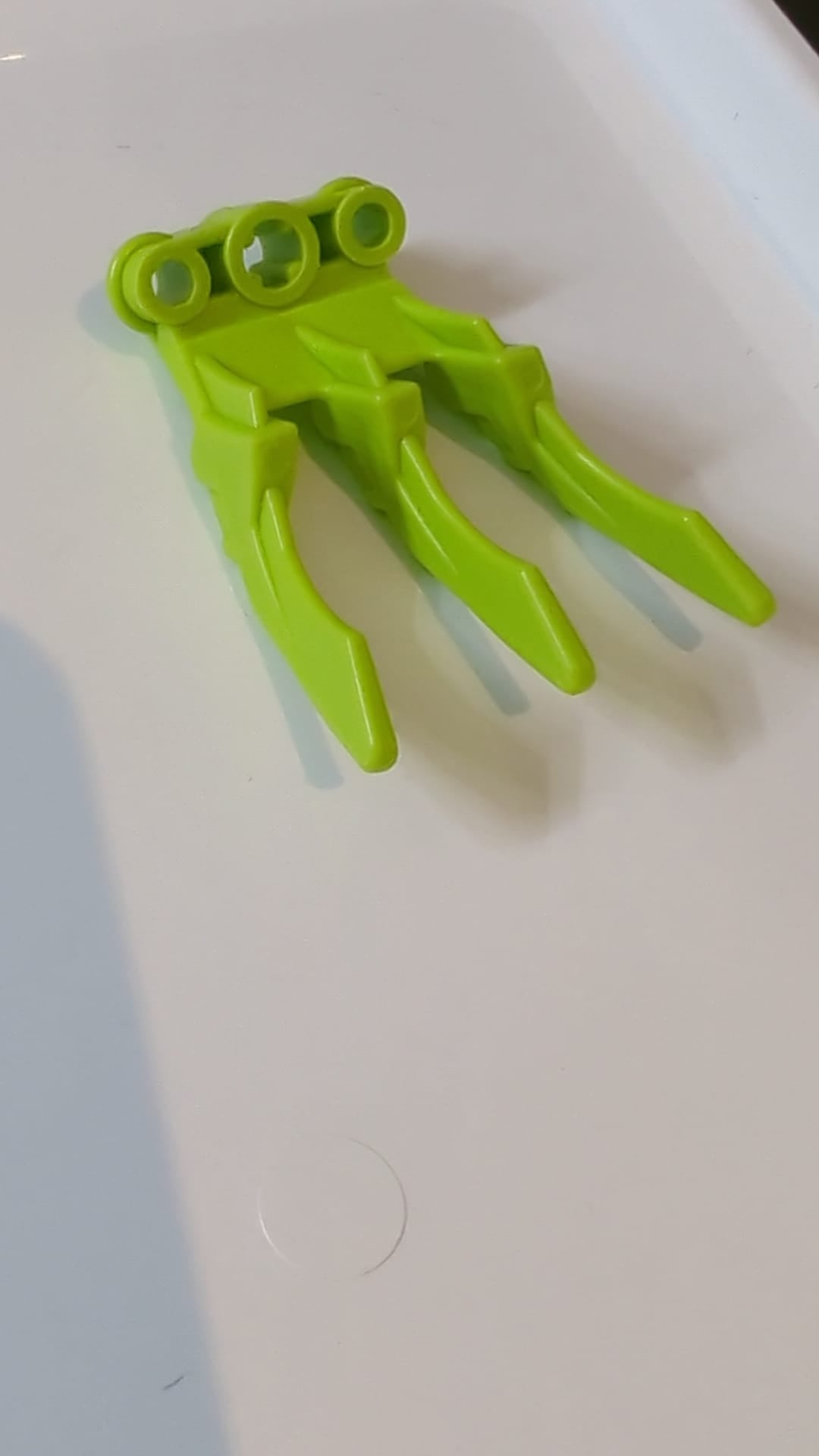 Bionicle-Klaue klein mit Achsenloch lindgrün