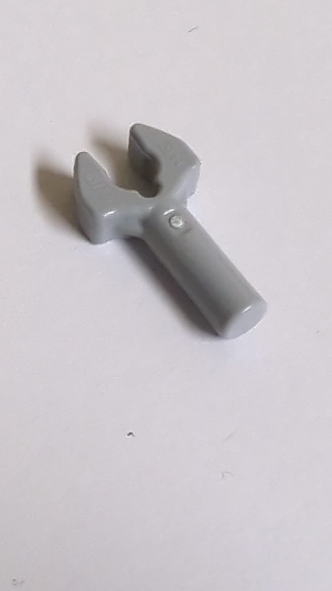 NEU Stange 1L mit Clip-Mechanischer Klaue - Geschnittene Kanten und Loch an der Seite neuhellgrau