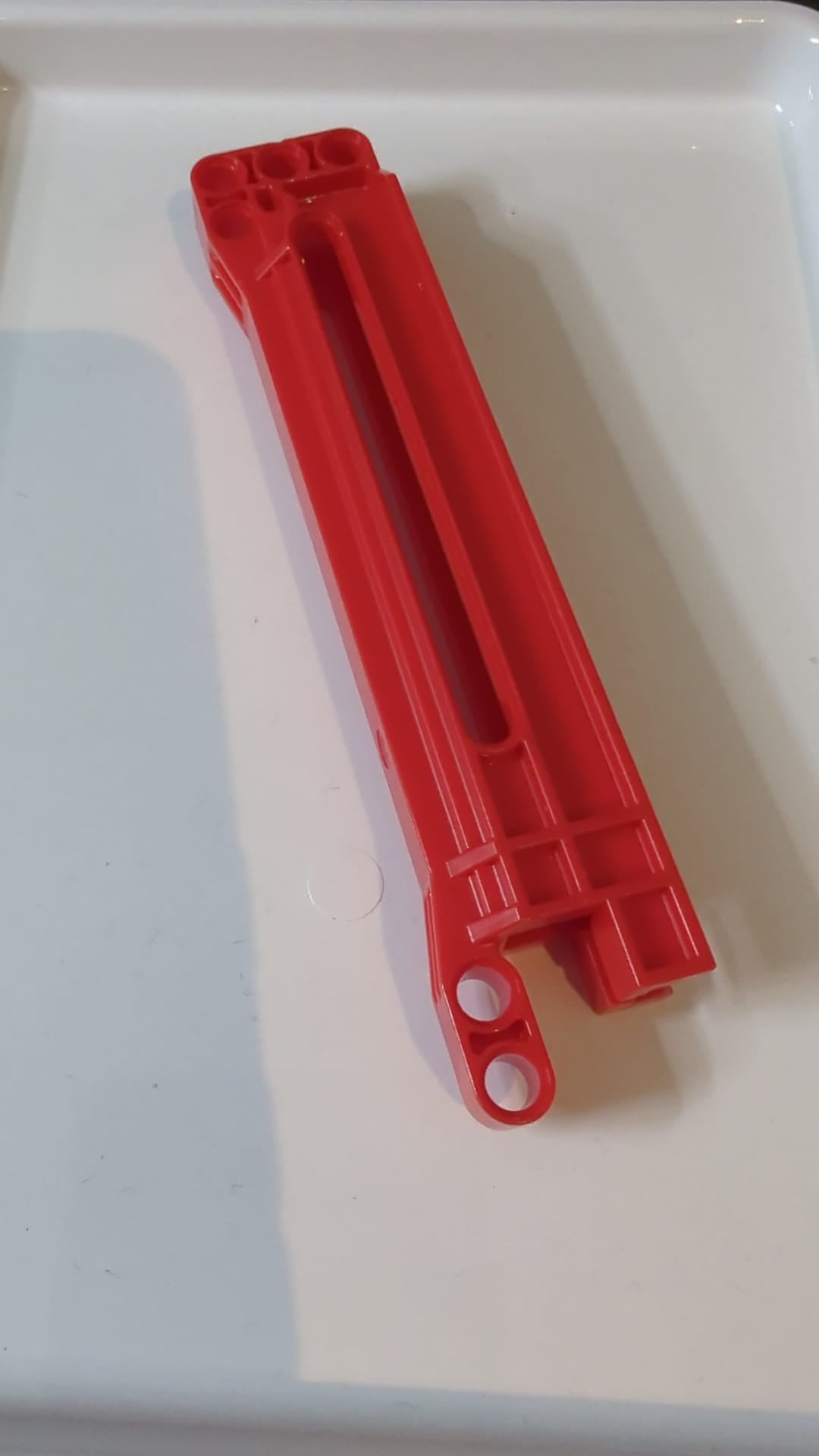 1x14x2 Technic, Zahnstangengehäuse rot