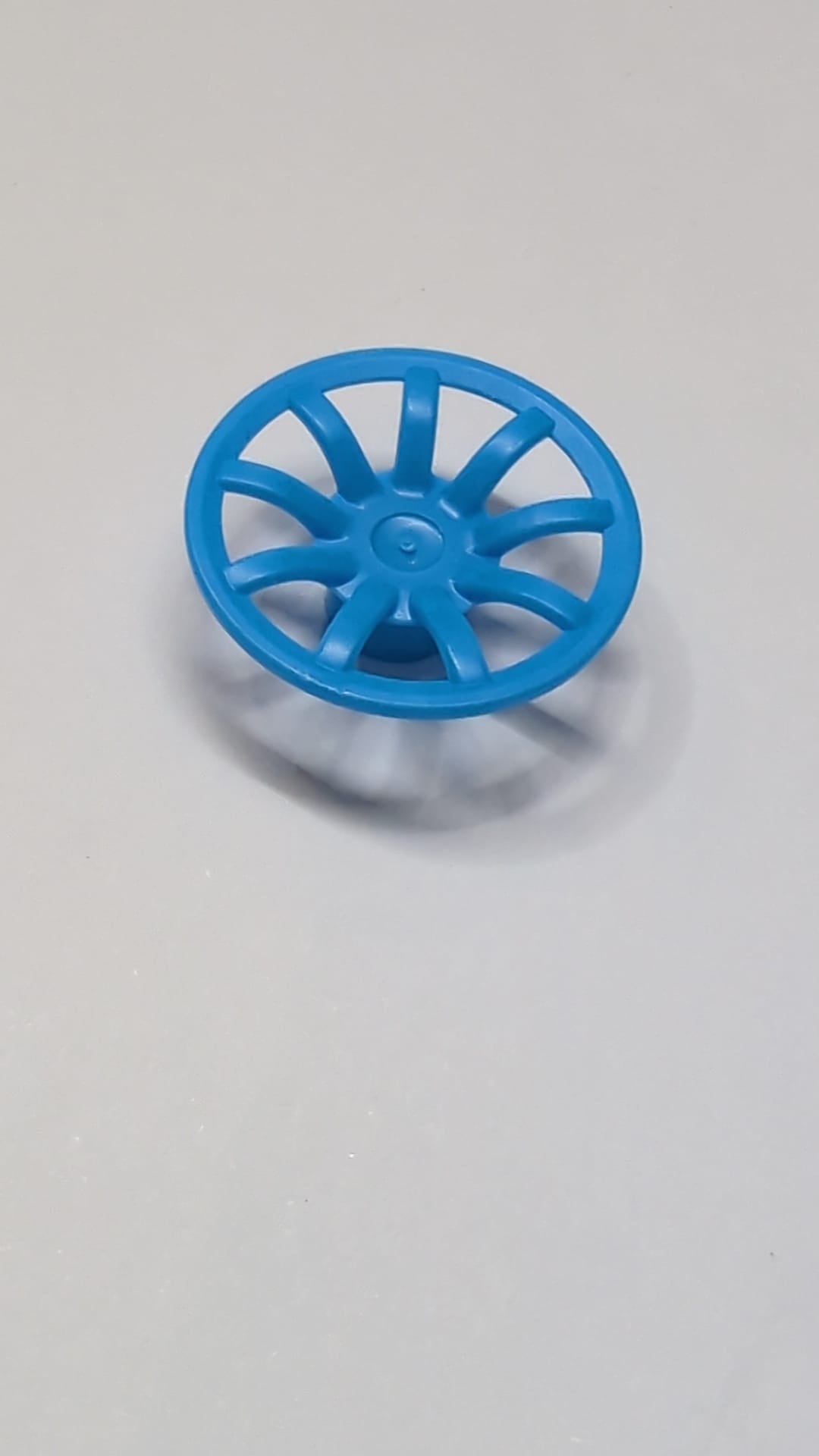 Radkappe 9-Speichen - 24 mm Durchmesser - für Räder 55982 und 56145 dunkelazur