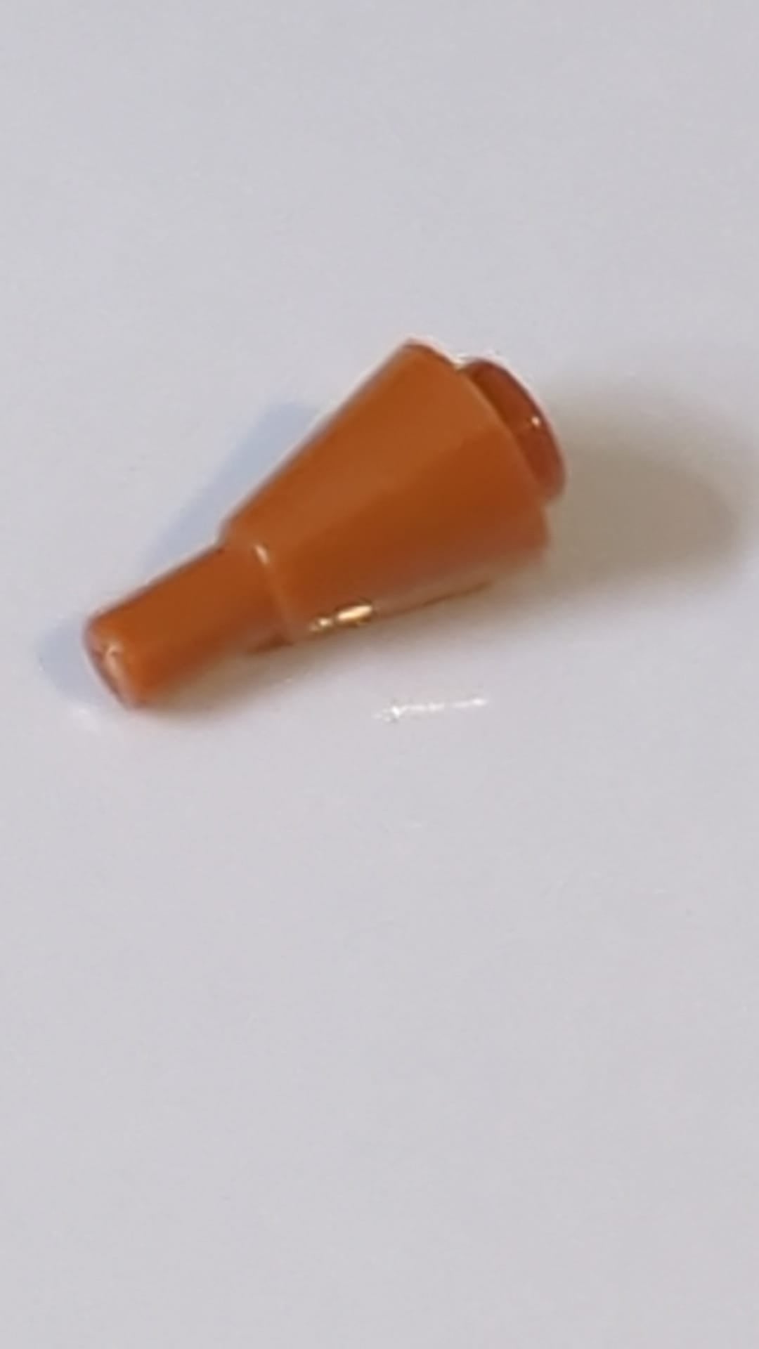 1x1 Kegel umgedreht mit Stange dunkelorange