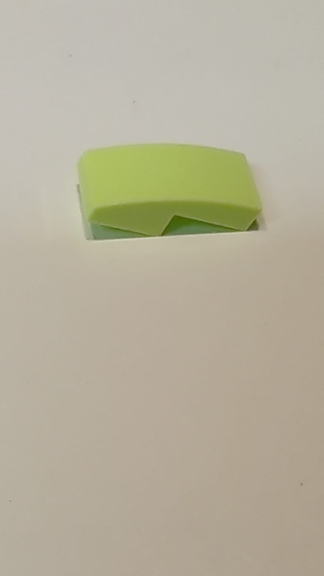 NEU 2 x 1 x 2/3 Halbbogenstein mintgrün