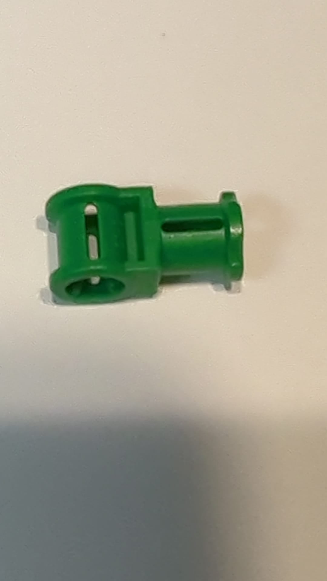 Technik Verbinder Achse mit Achsenloch grün