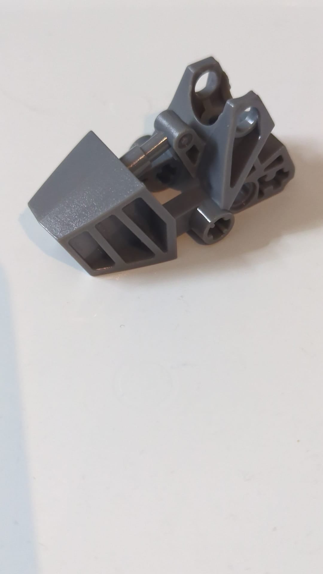 3x6x2 1/3 Bionicle-Fuß mit Kugelgelenkpfanne, quadratische Oberseite neudunkelgrau