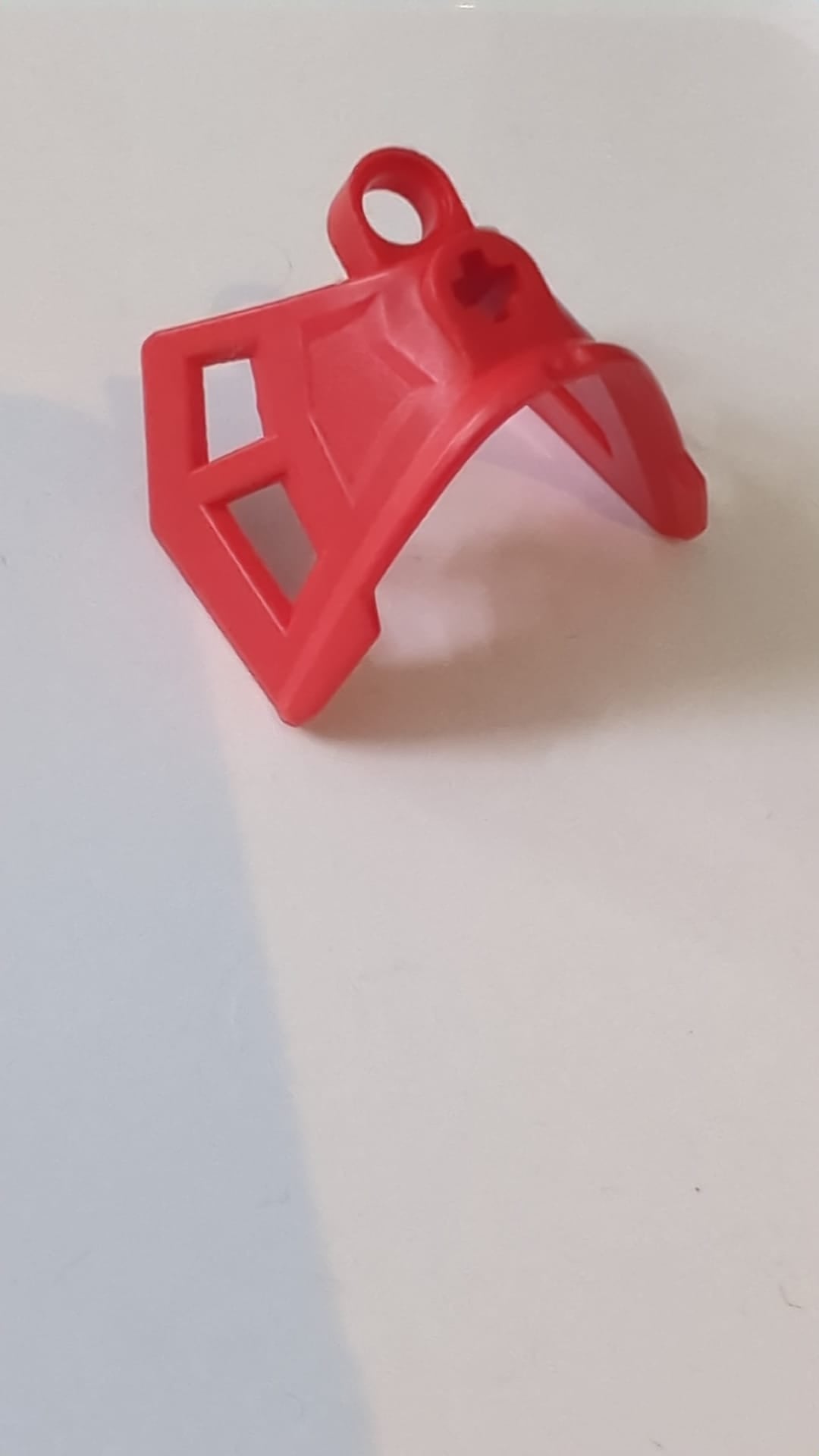 Bionicle Schienbein-/Knöchelschutz rot