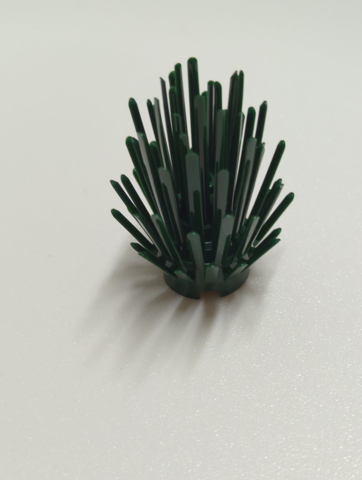 NEU Pflanze Busch 2 x 2 x 4 dunkelgrün