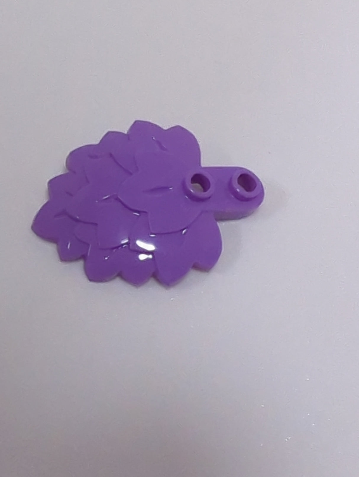 NEU Pflanzenplatte, rund 1 x 2 mit geschichteten Blättern lavendel (medium)