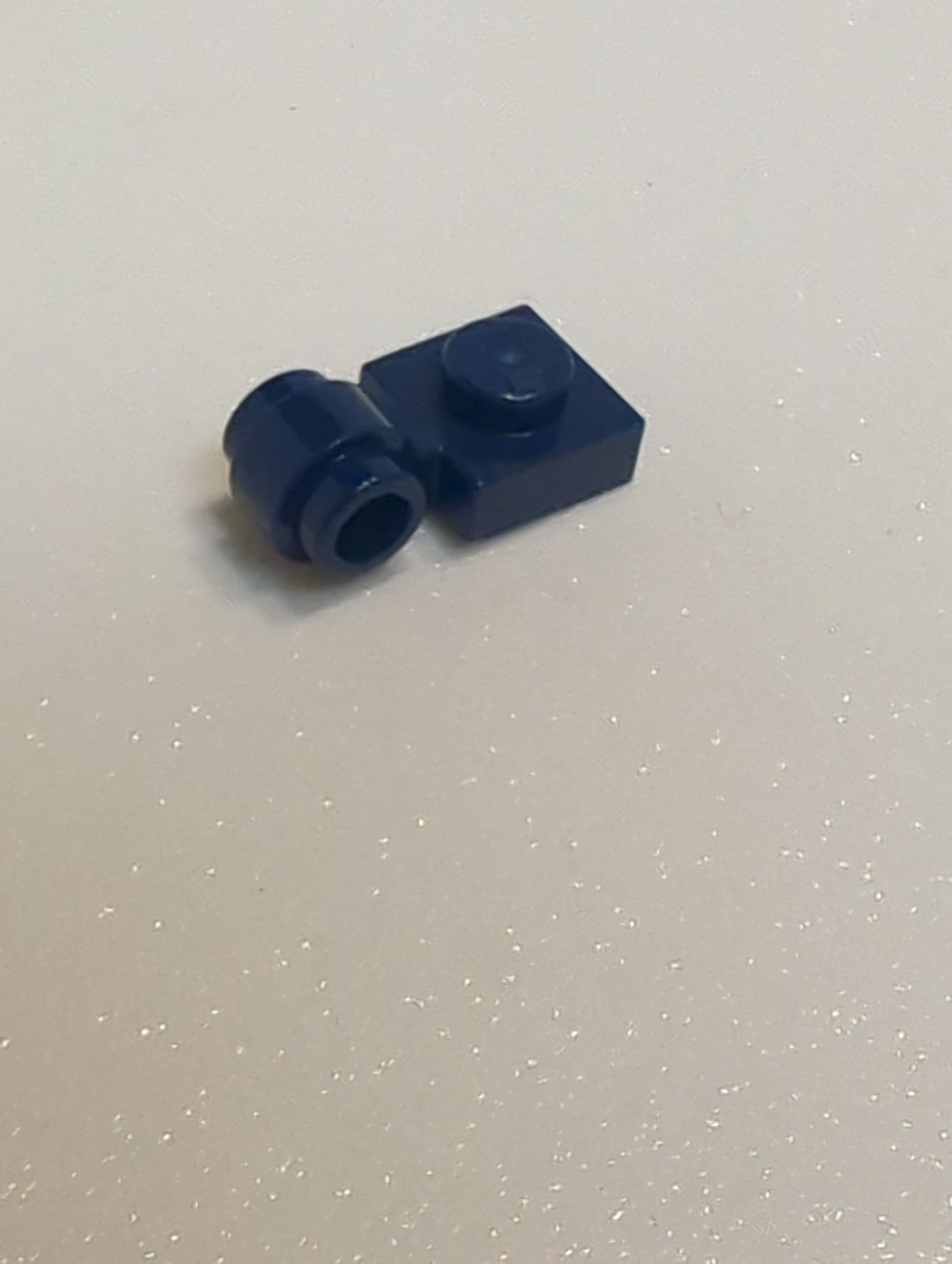 NEU Plate, Modified 1 x 1 with Light Attachment - Thick Ring dunkelblau