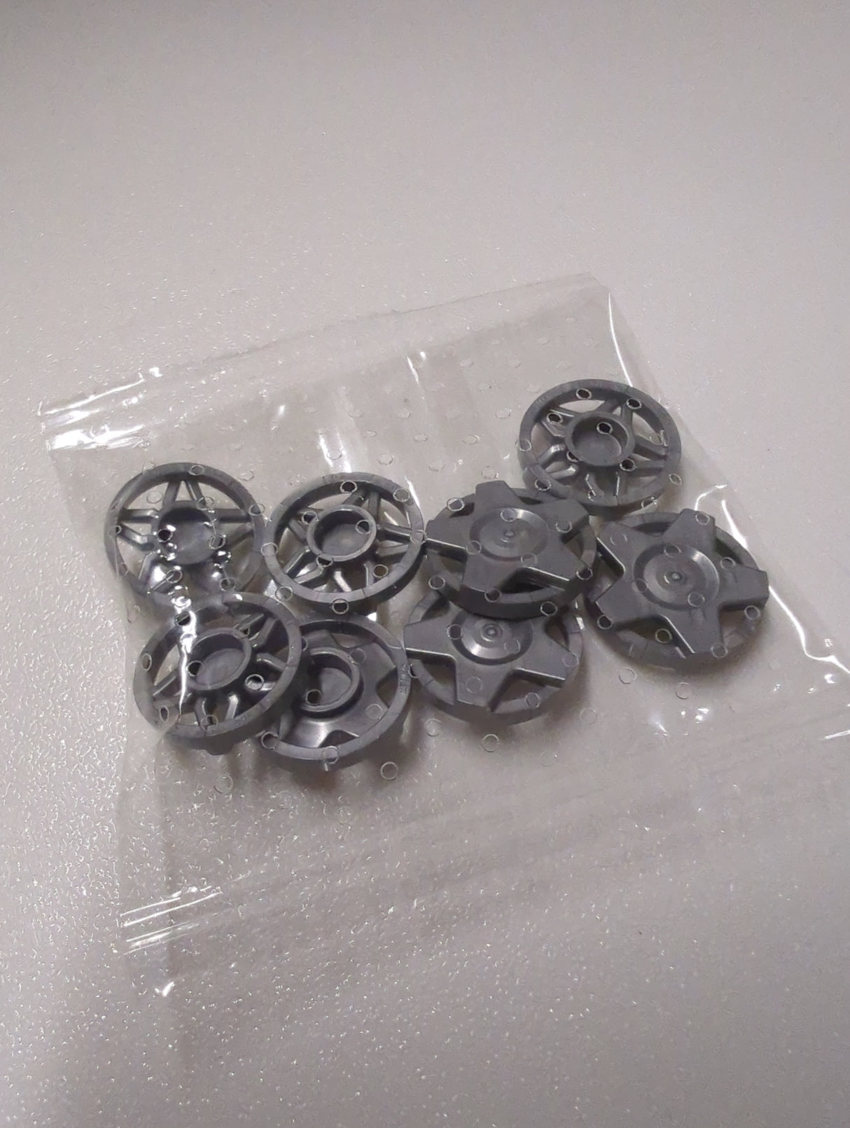 NEU Radkappe, 5 Speichen breit und 5 Speichen, für Rad 18976, 8 im Beutel – 4 Stück von jedem „Multipack“ pearlsilber