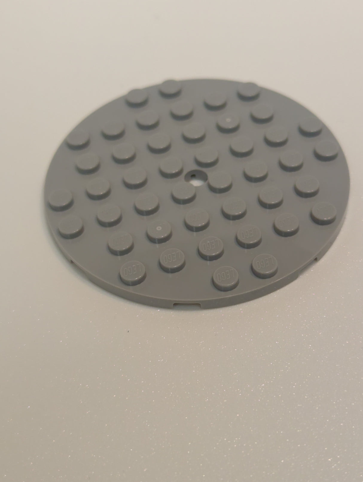 NEU Platte rund 8 x 8 mit Loch neuhellgrau