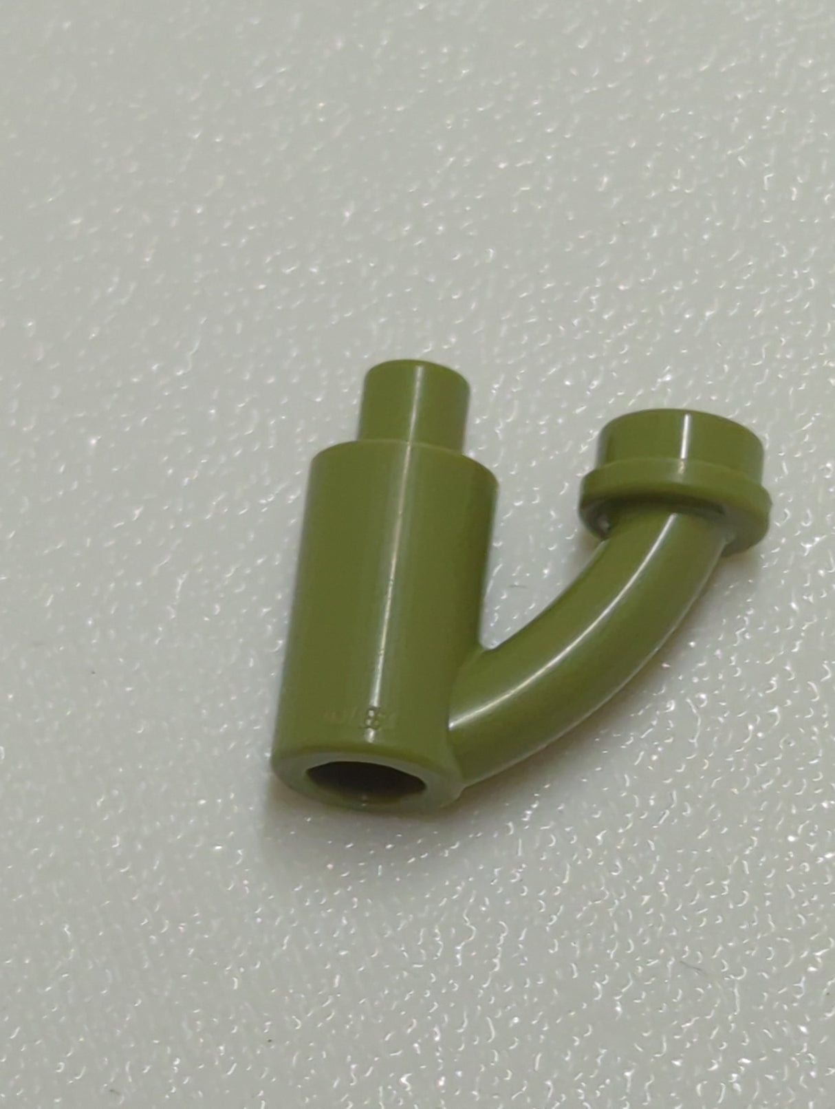 NEU Pflanzenstamm / Stängel / Ranke mit Noppen- und Stangenbefestigungen olivgrün