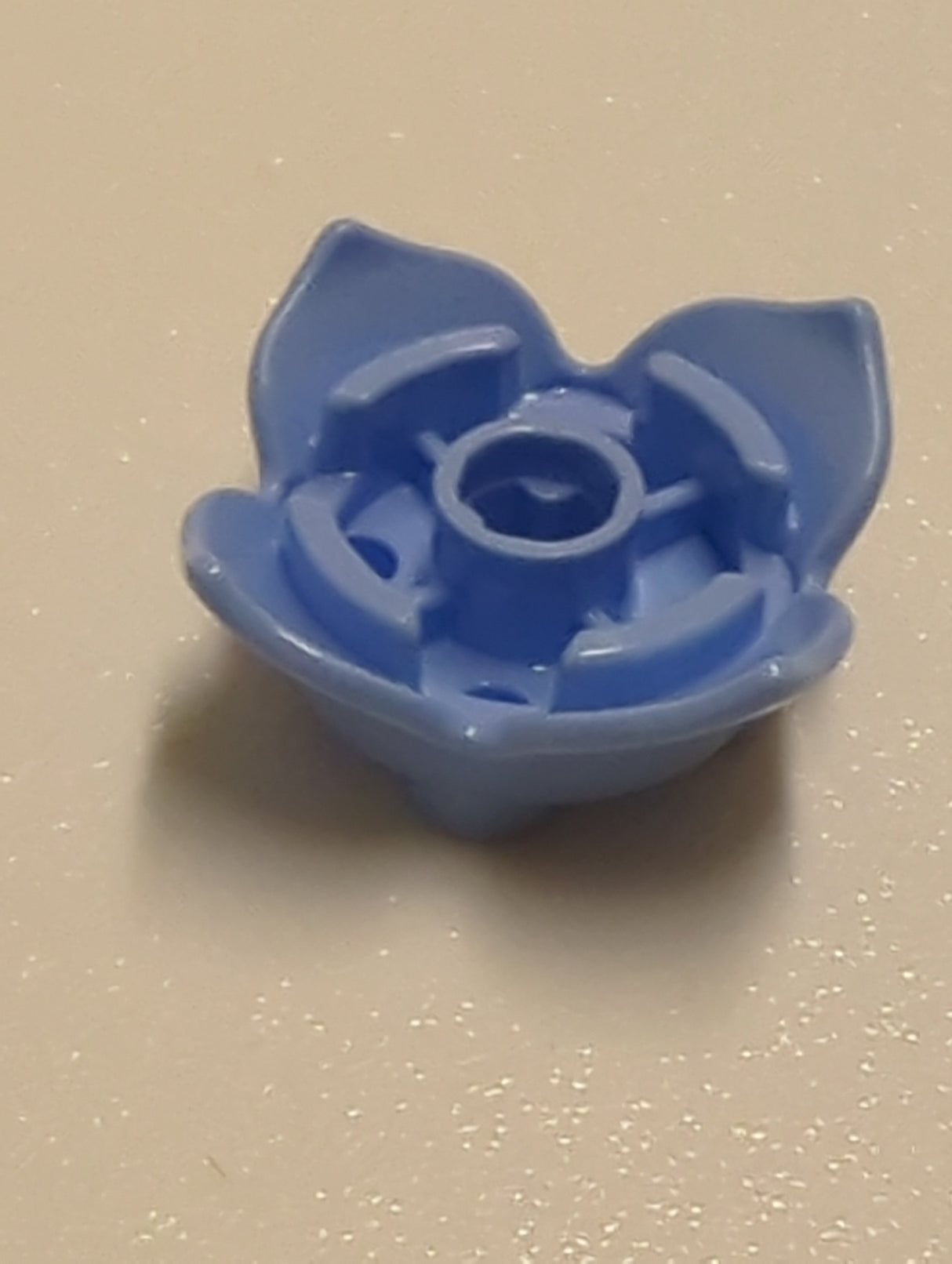 NEU Pflanze Blüte 2 x 2 mit 4 Blättern und Achsloch hellblau