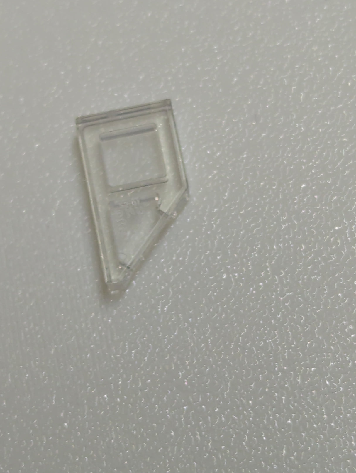 NEU Fliese, modifiziert 1 x 2 Keil links transparent weiß