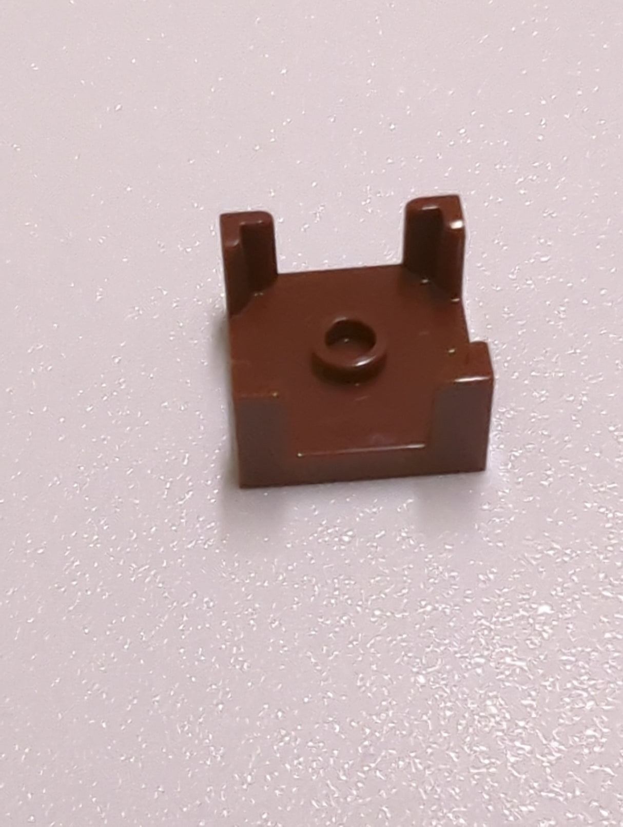 NEU Container, Box 2 x 2 x 1 Hälfte mit Noppen und 4 Eckstützen neubraun