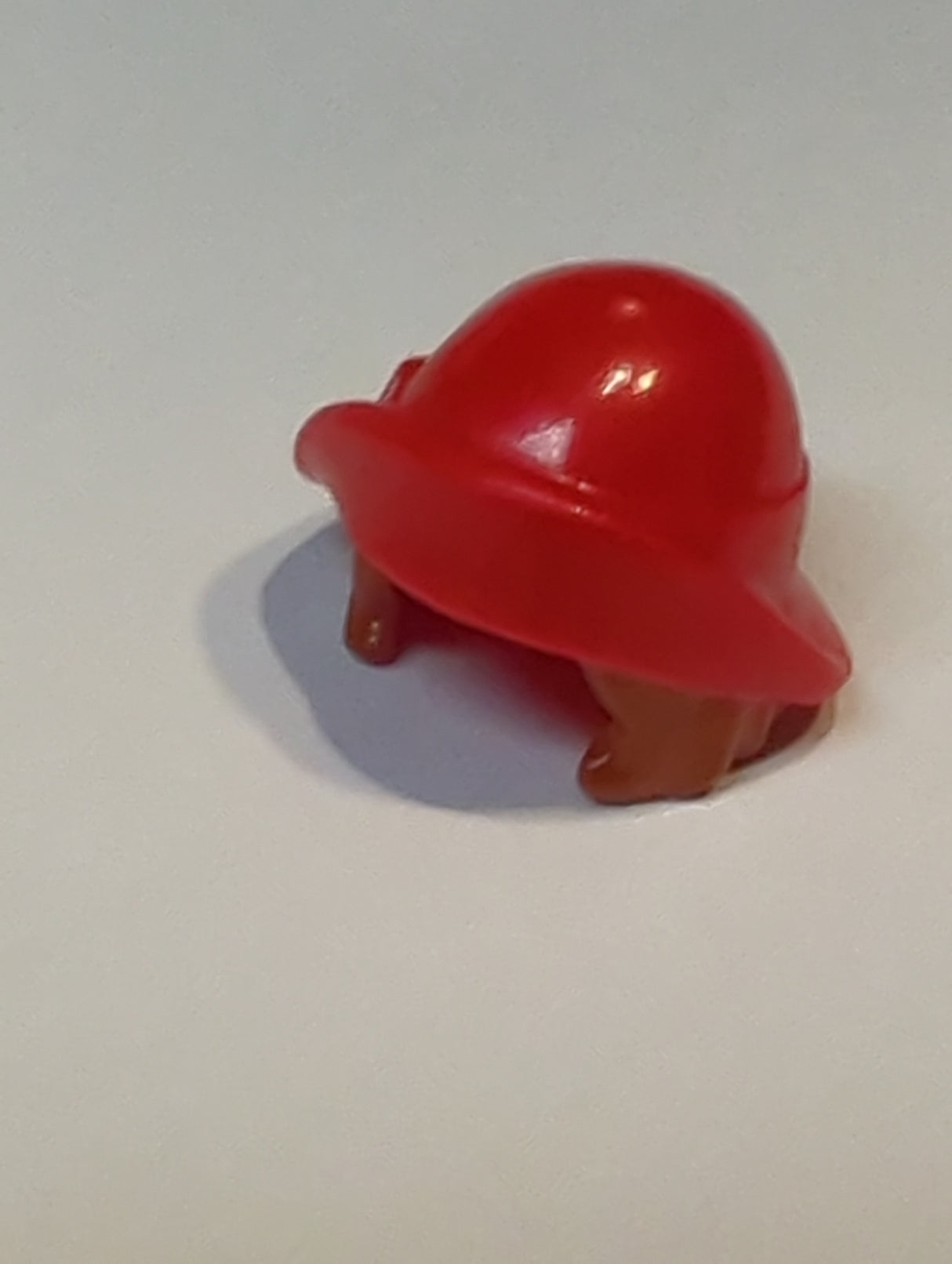 NEU Minifigur, Haar-Kombination, Hut mit Haaren, weiche umgeklappte Krempe mit dunkelorangefarbener Bob-Frisur rot