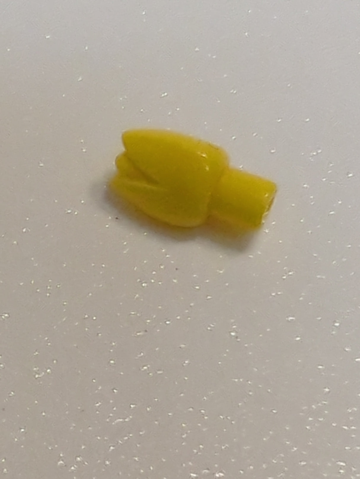 NEU Pflanze Blume Tulpe mit kleinem Pin gelb