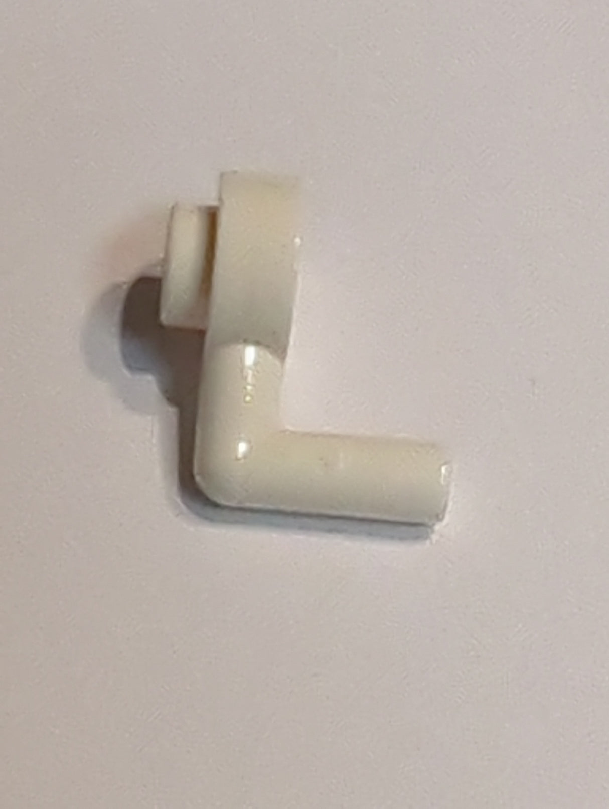 NEU Rundplatte 1 x 1 offener Bolzen mit Stangenarm nach unten weiß