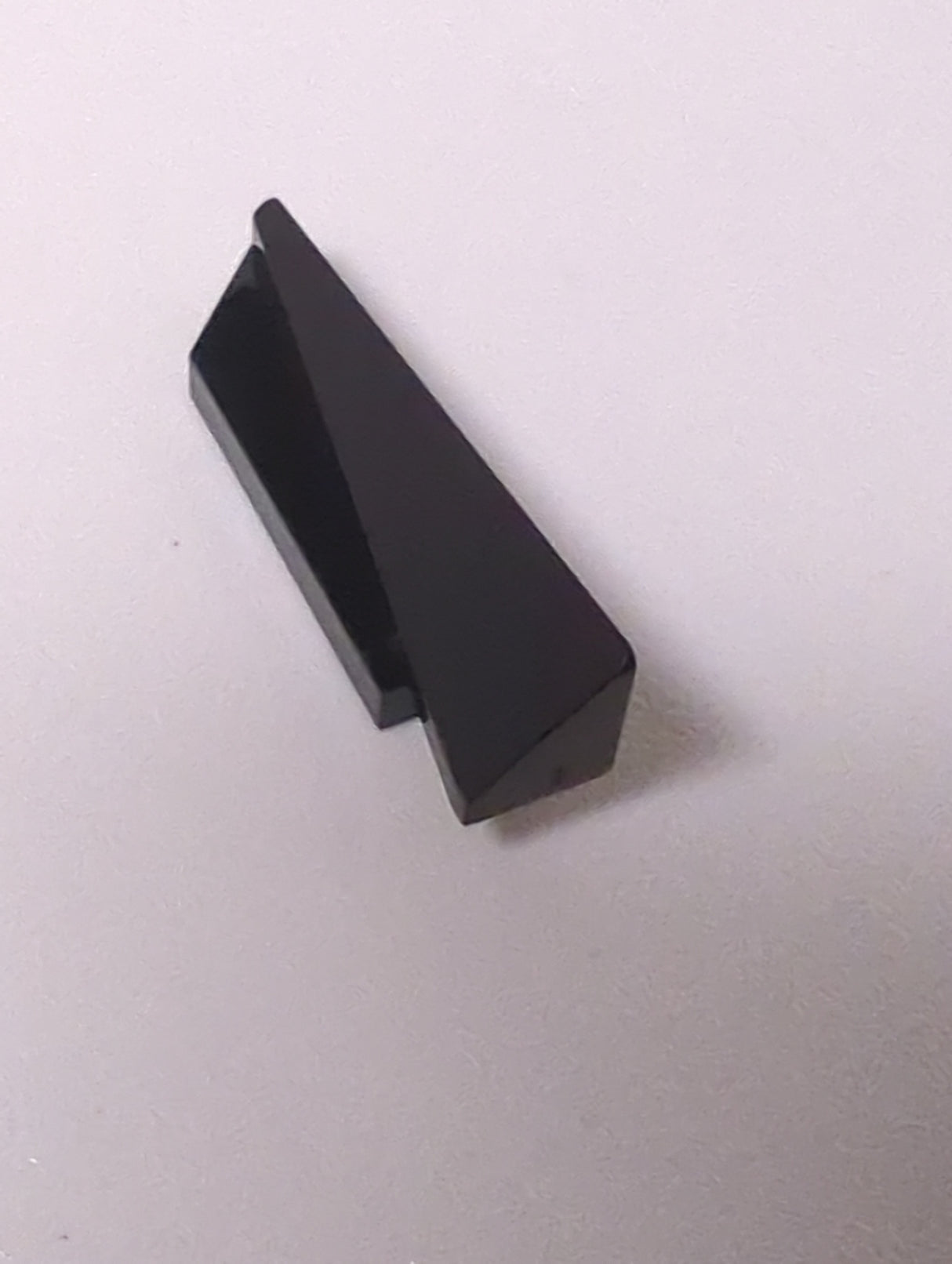 Keil 5 x 1 x 1 1/3 mit 4 x 1 Basis links schwarz