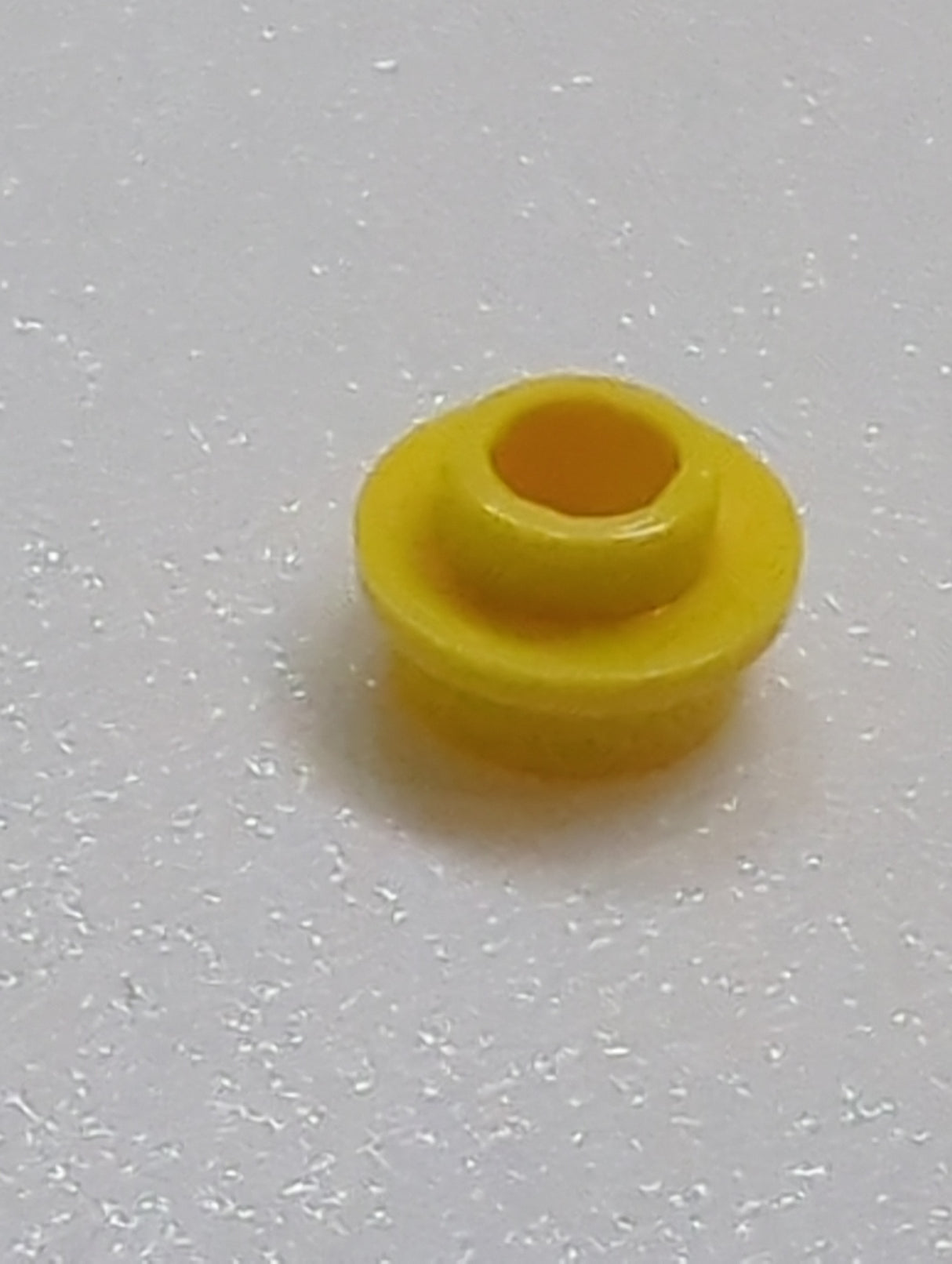 NEU Platte, rund 1 x 1 mit offener Noppe gelb