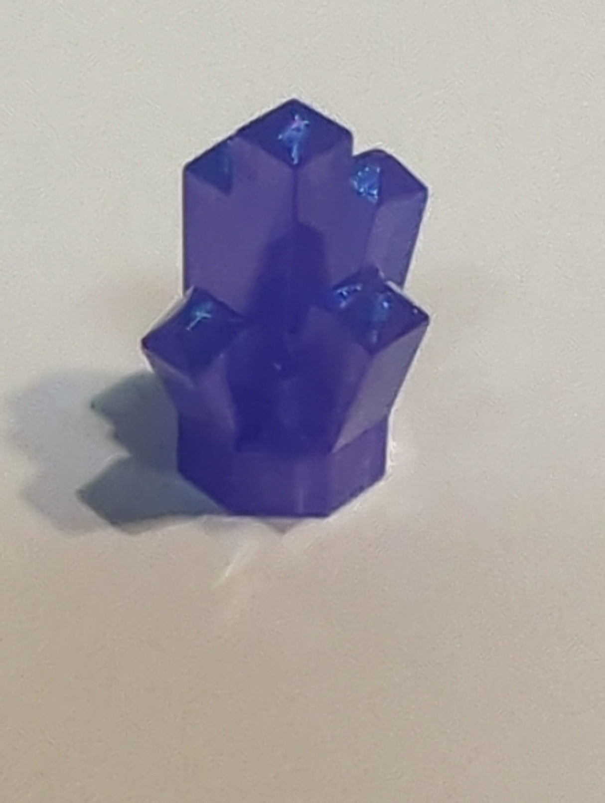 NEU 1 x 1 Fels Kristall mit 5 Auswölbungen satin transparent purple