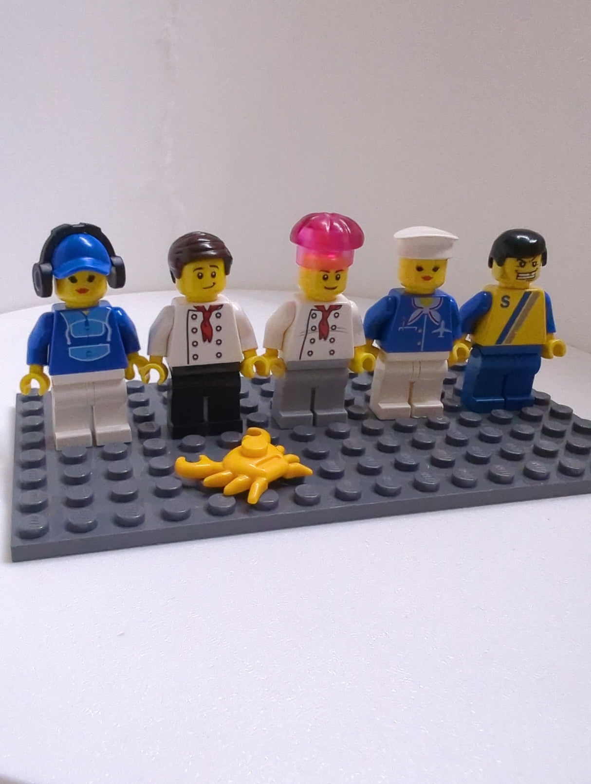 Bunte Tüte mit diesen 5 Minifiguren aus dem Bereich City cty78