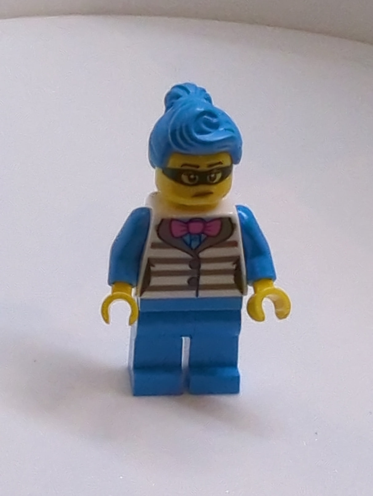 NEU City Minifigur Police - Ganove Eis, dunkelazur Haare cty1383