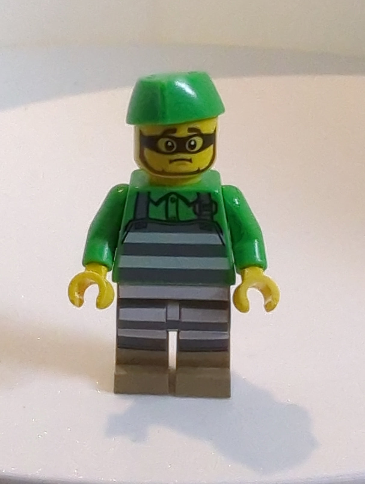 NEU City Minifigur Polizei - Gefangener Chef cty1382