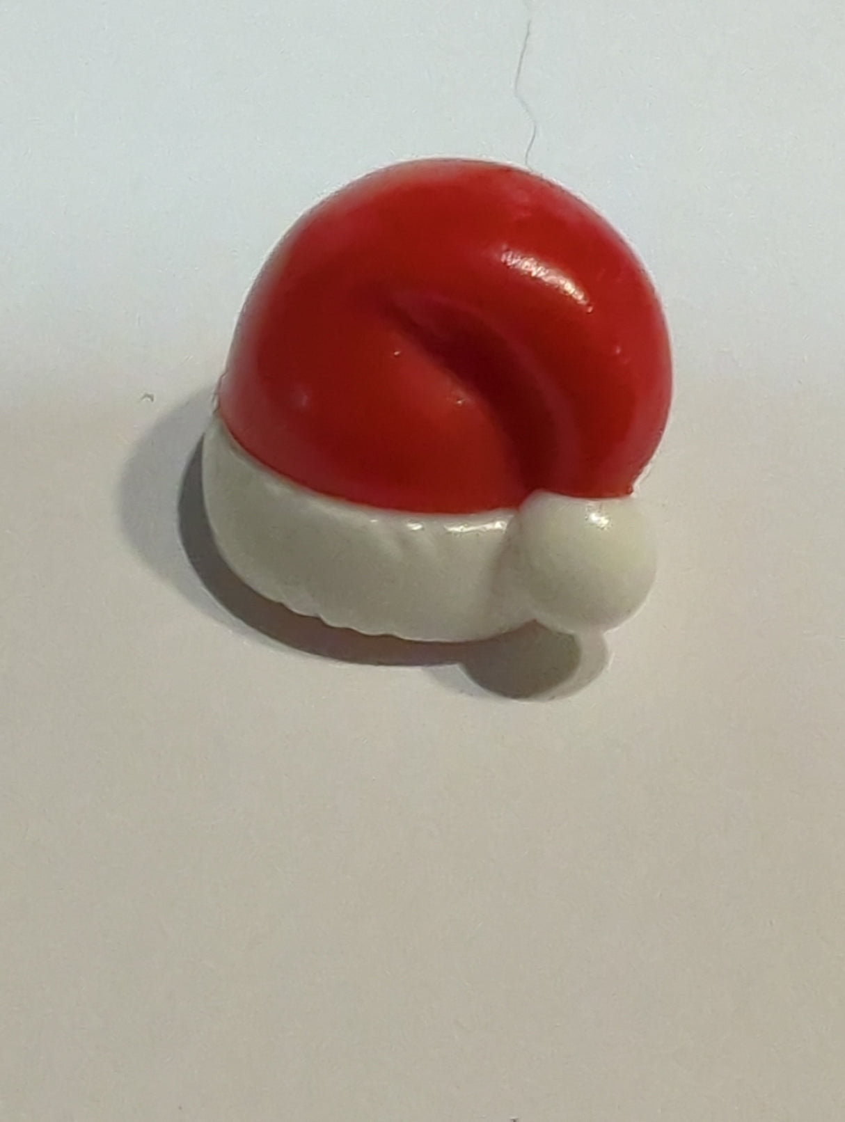 NEU Minifigur, Kopfbedeckung Mütze, Weihnachtsmann mit geformtem roten Oberteilmuster