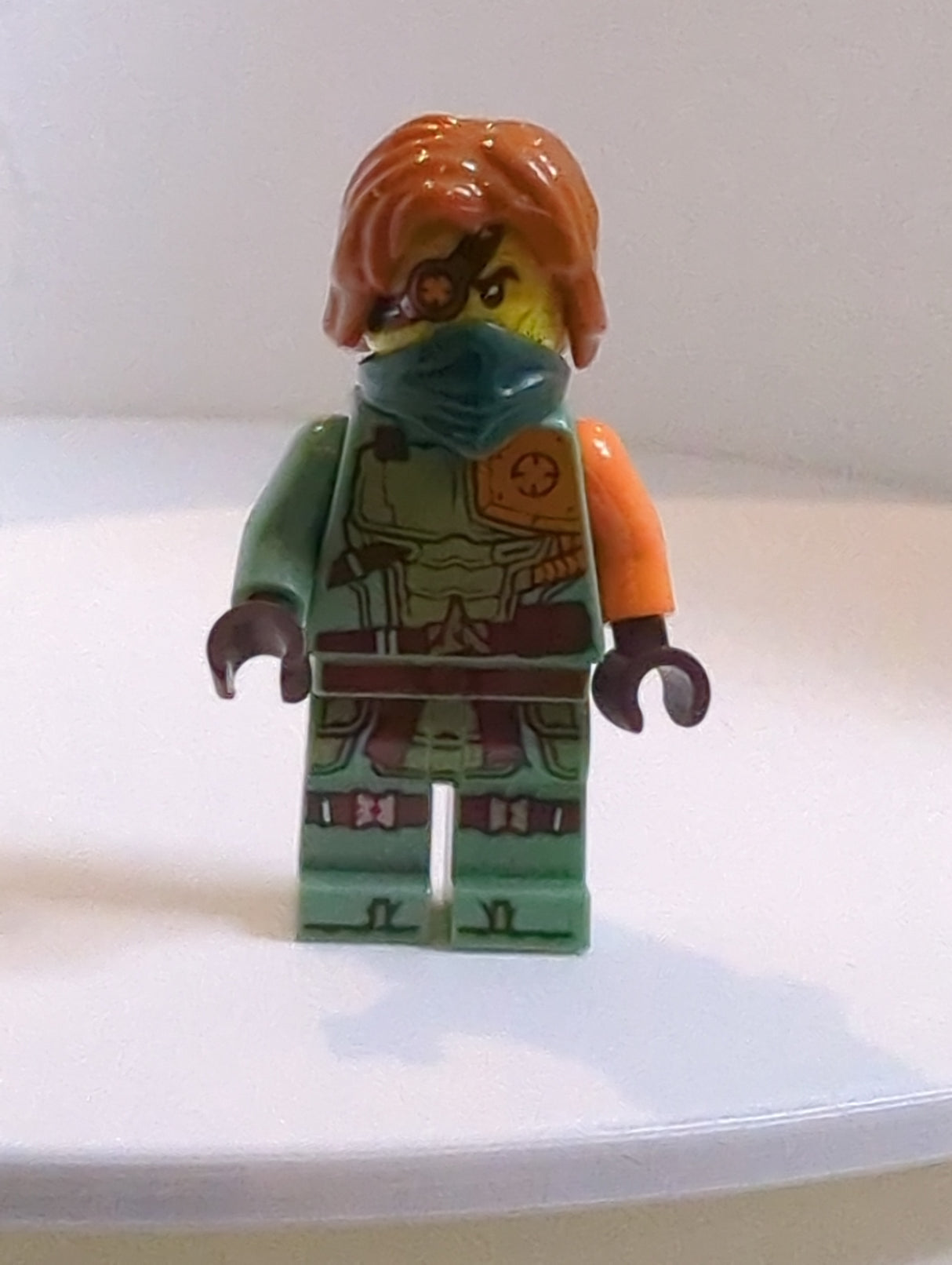 NEU Ninjago Minifigur Ronin - Legacy, dunkelgrünes Bandana njo657