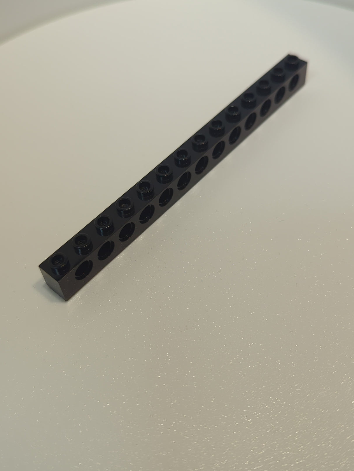 NEU Technik, Stein 1 x 14 mit Löchern schwarz