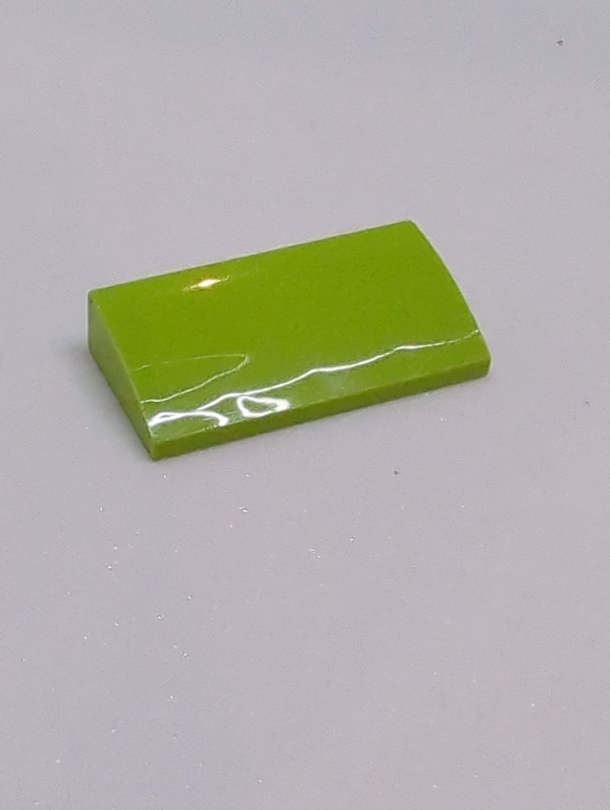 2x4x2/3 Dachstein gebogen ohne Tube lindgrün