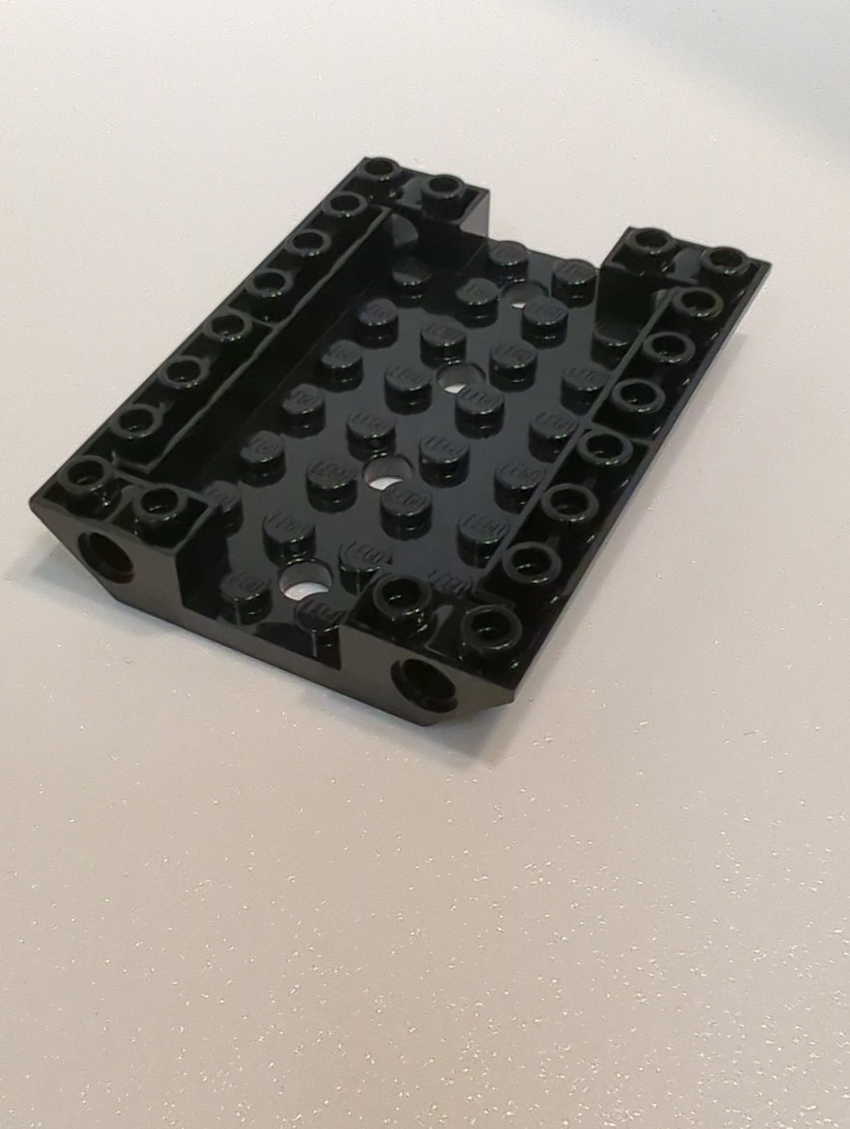 NEU Schrägstein, invertiert 45 6 x 8 doppelt mit 4 Löchern und 4 Pin-Löchern schwarz