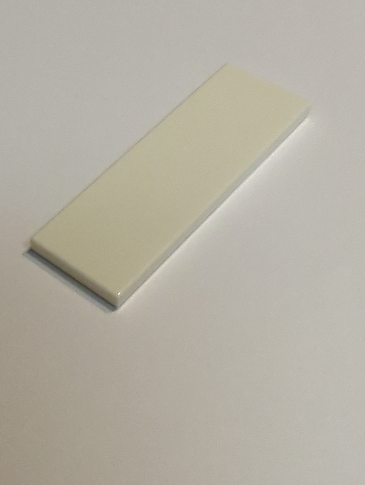 NEU Tile 2x6 weiss white