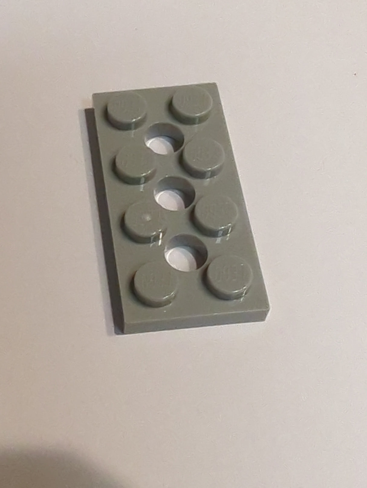 NEU Technic, Plate 2 x 4 with 3 Holes neuhellgrau light bluish gray